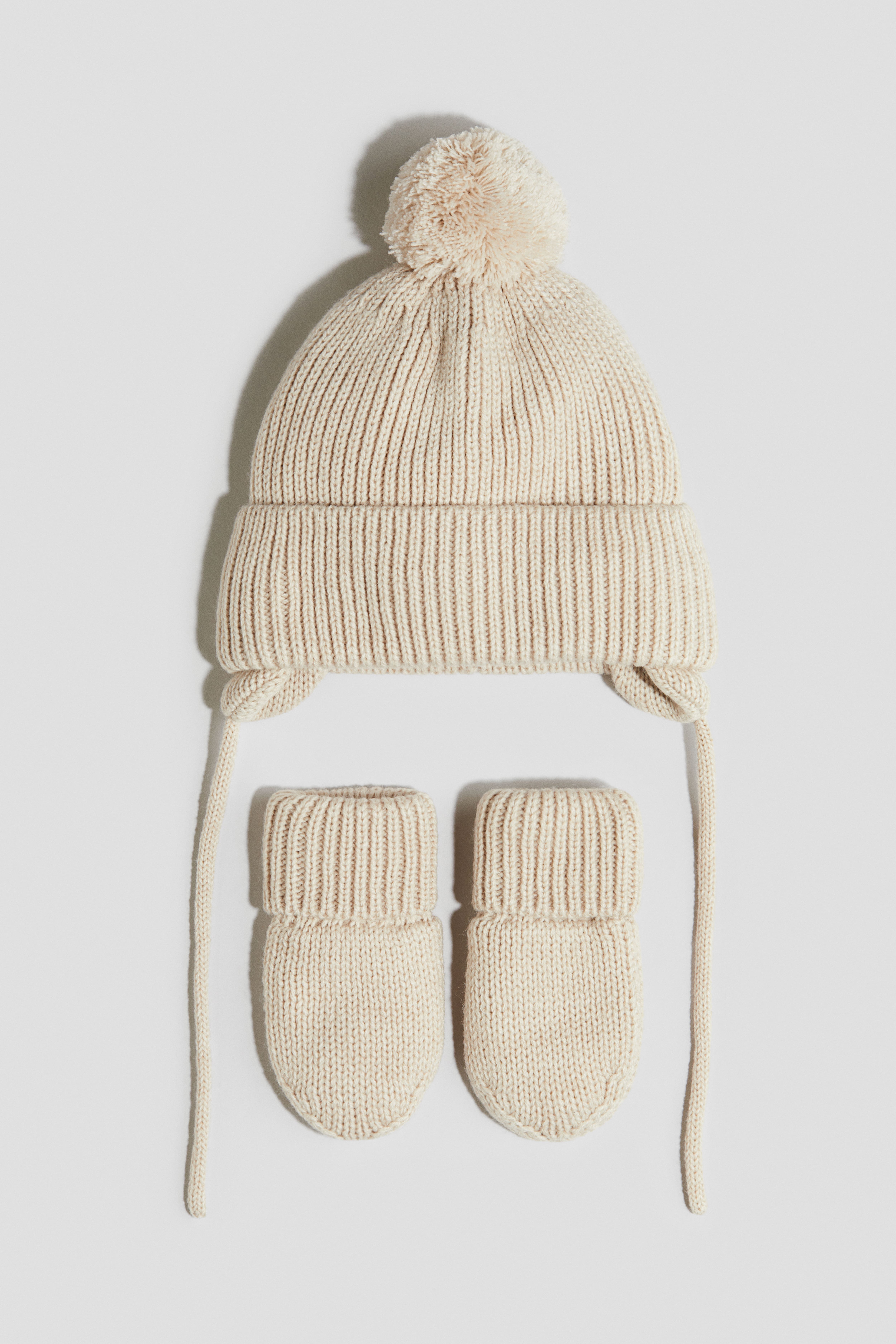 2-piece Beanie and Mittens Set