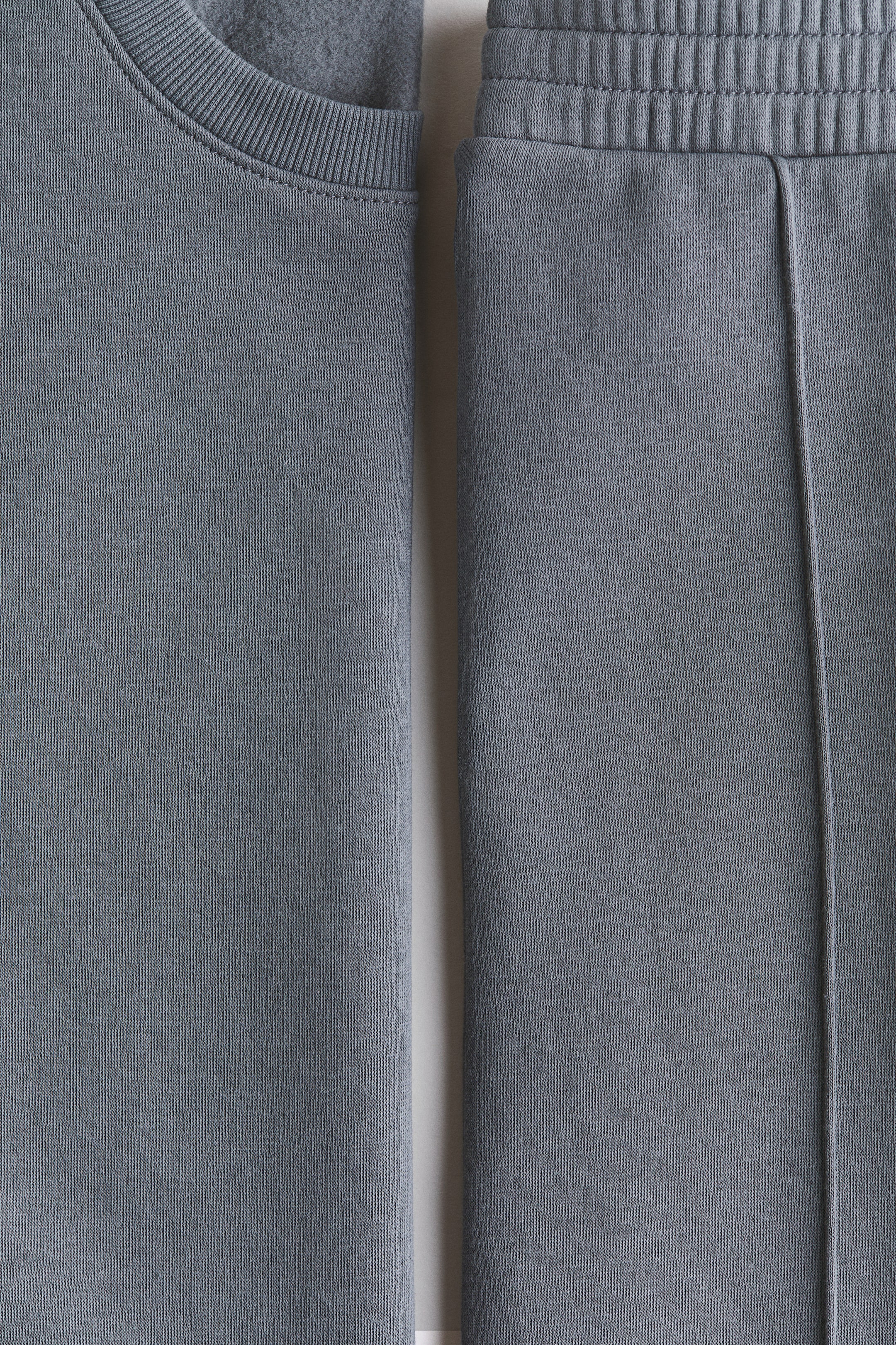 View larger image: 2-piece sweatshirt set - Grey - Kids | H&M IN 2