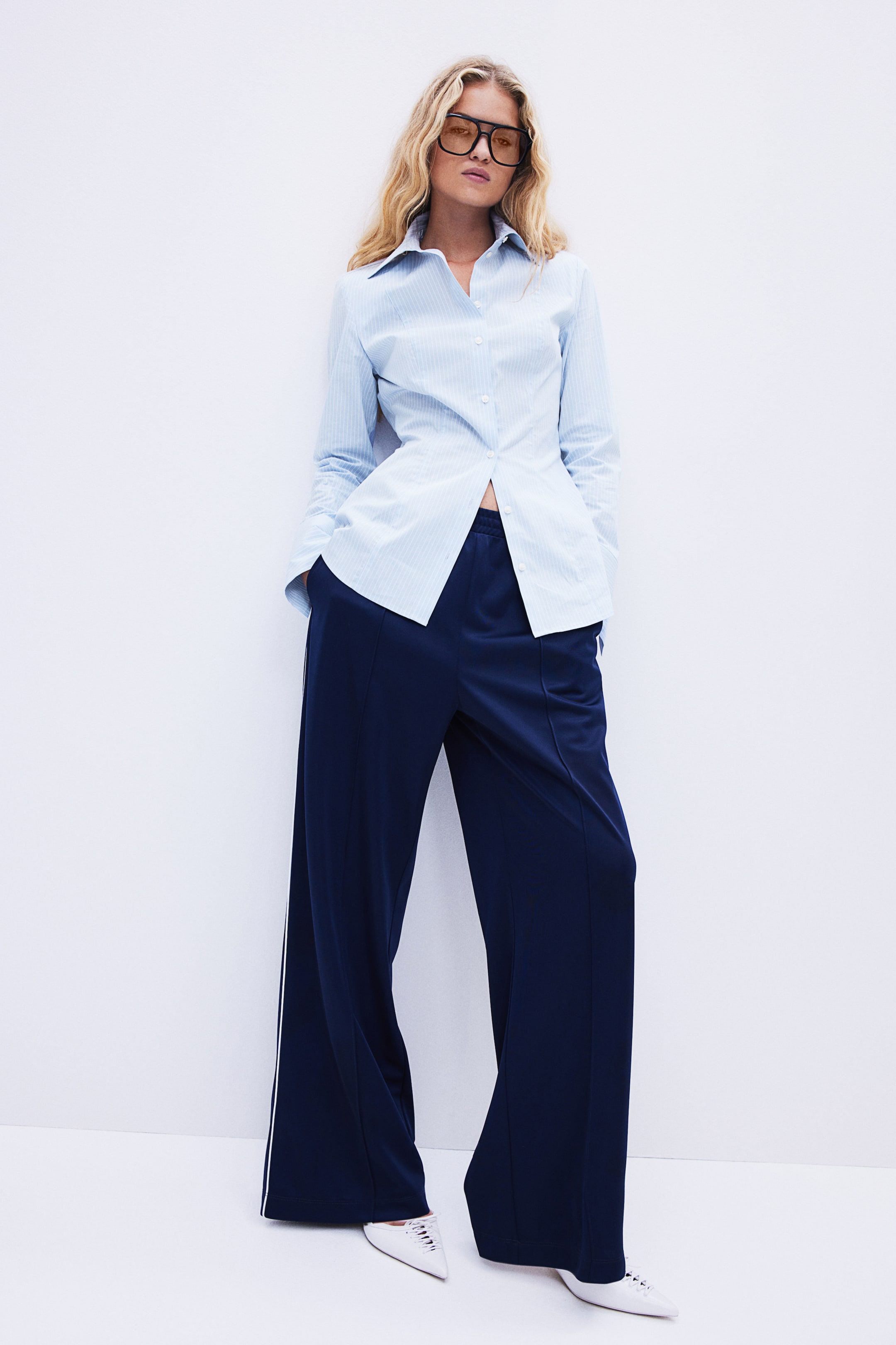 Tapered-Waist Shirt with Shoulder Pads