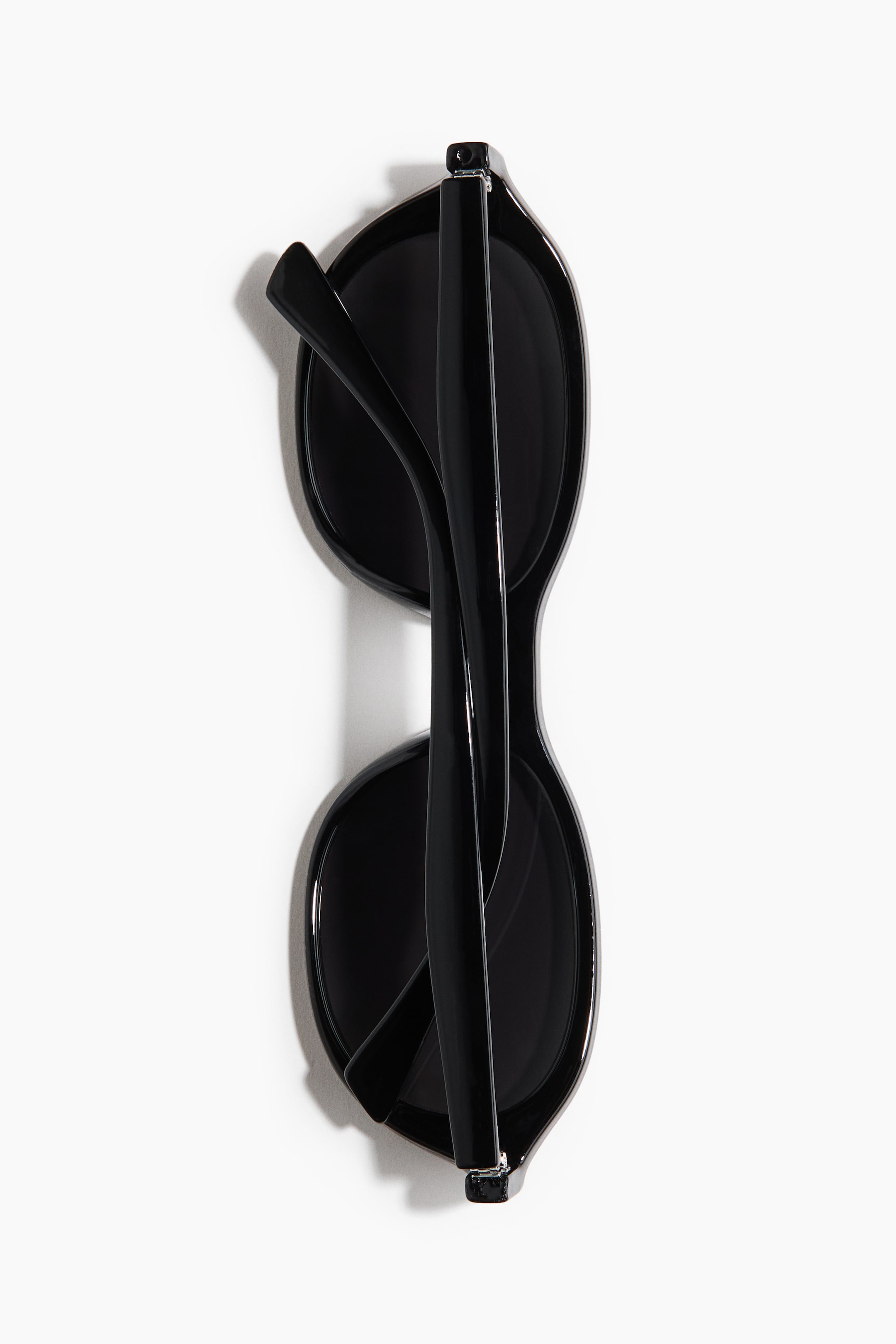 Lunettes de soleil ovales