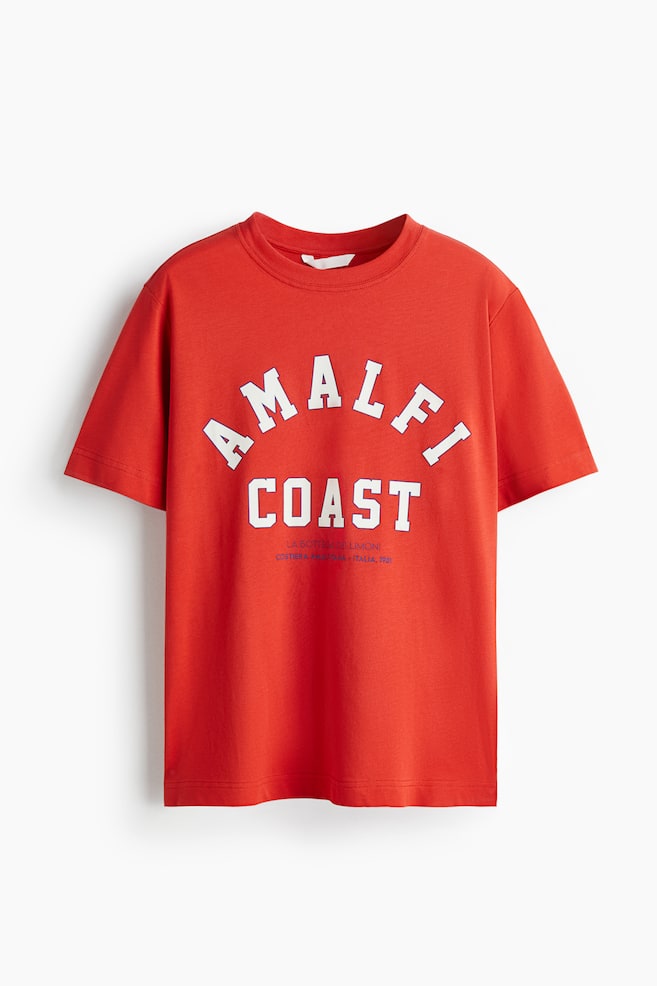 Printed T-shirt - Red/Amalfi Coast/White/Atelier Paris/Dark brown/Atelier/White/Le Marais/Light beige/Coastal Oasis/White/Le Maison/White/La Poire/White/San Sebastián/Dark red/Café Poésie - 1