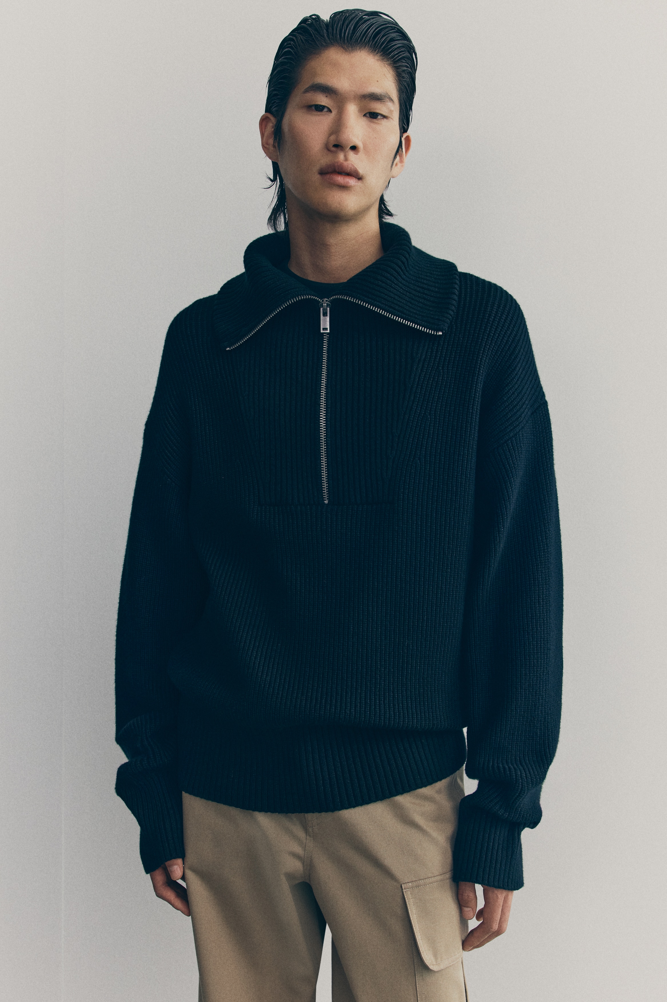 ハーフジップ リブニットセーター - ブラック - Men | H&M JP
