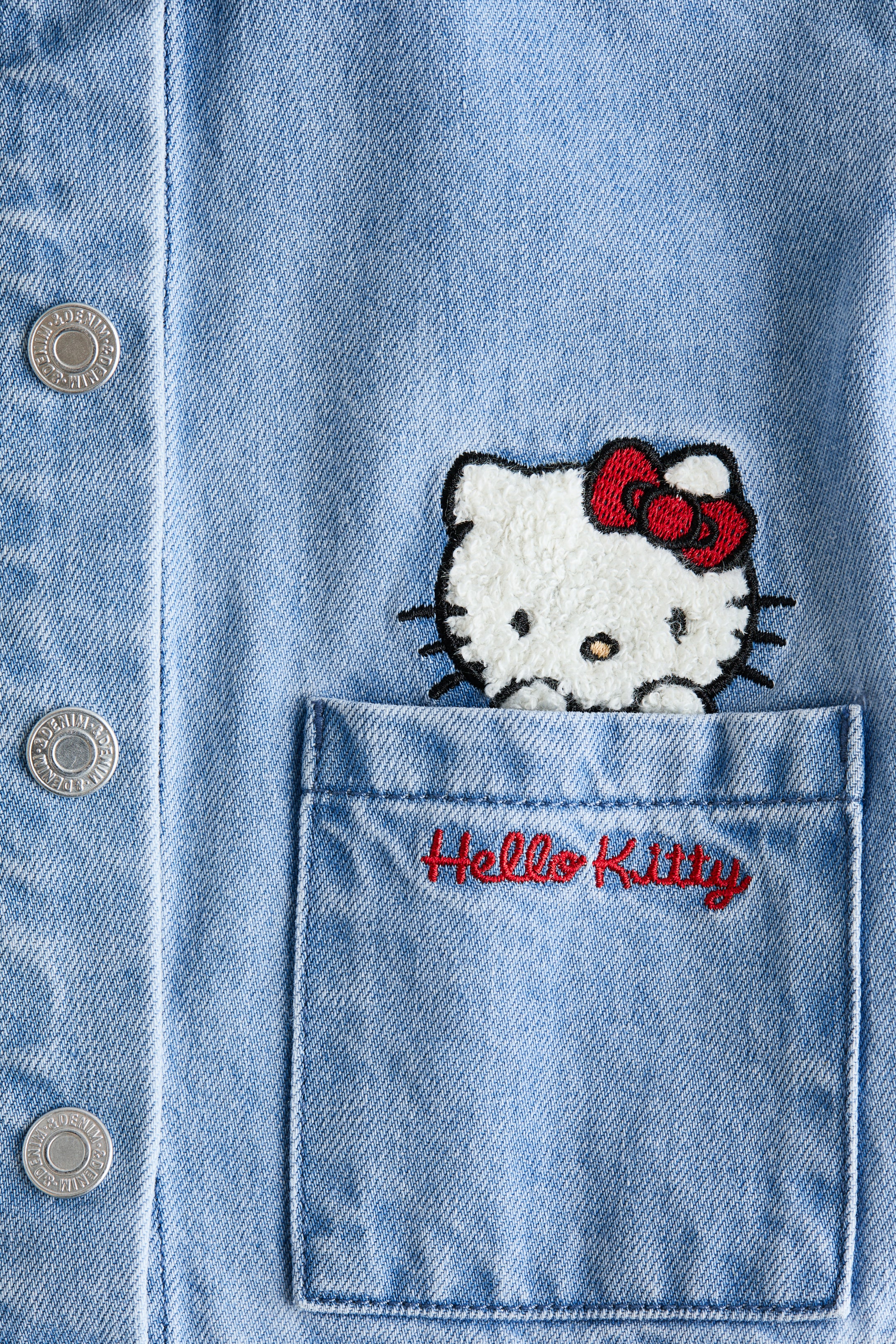 Veste en denim avec détails brodés