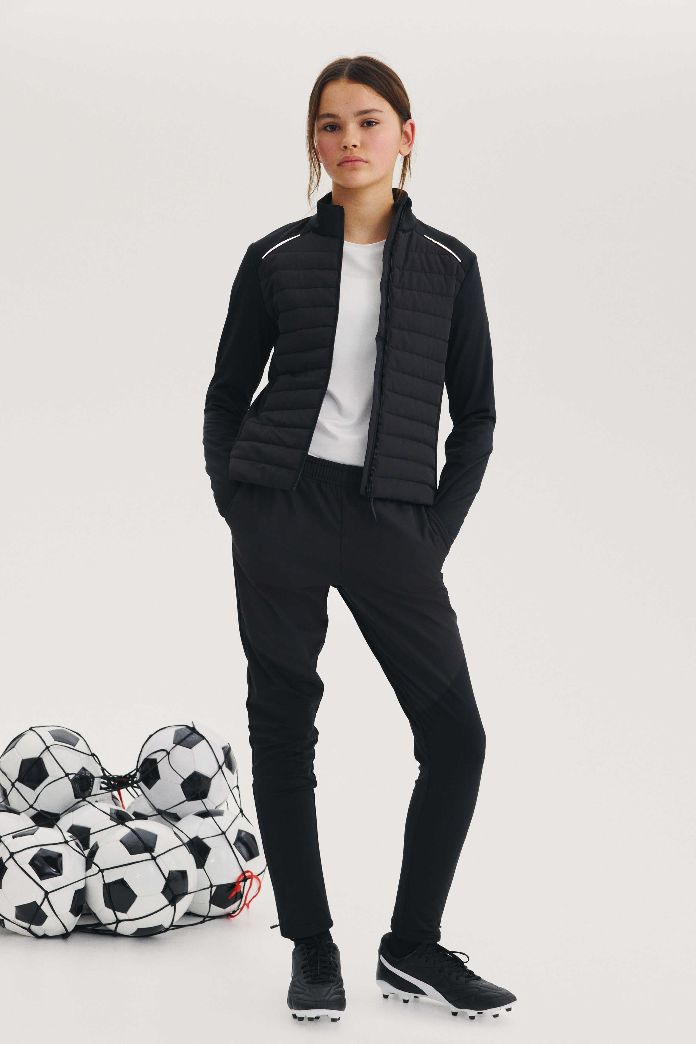 ThermoMove™保暖足球長褲 - 黑色