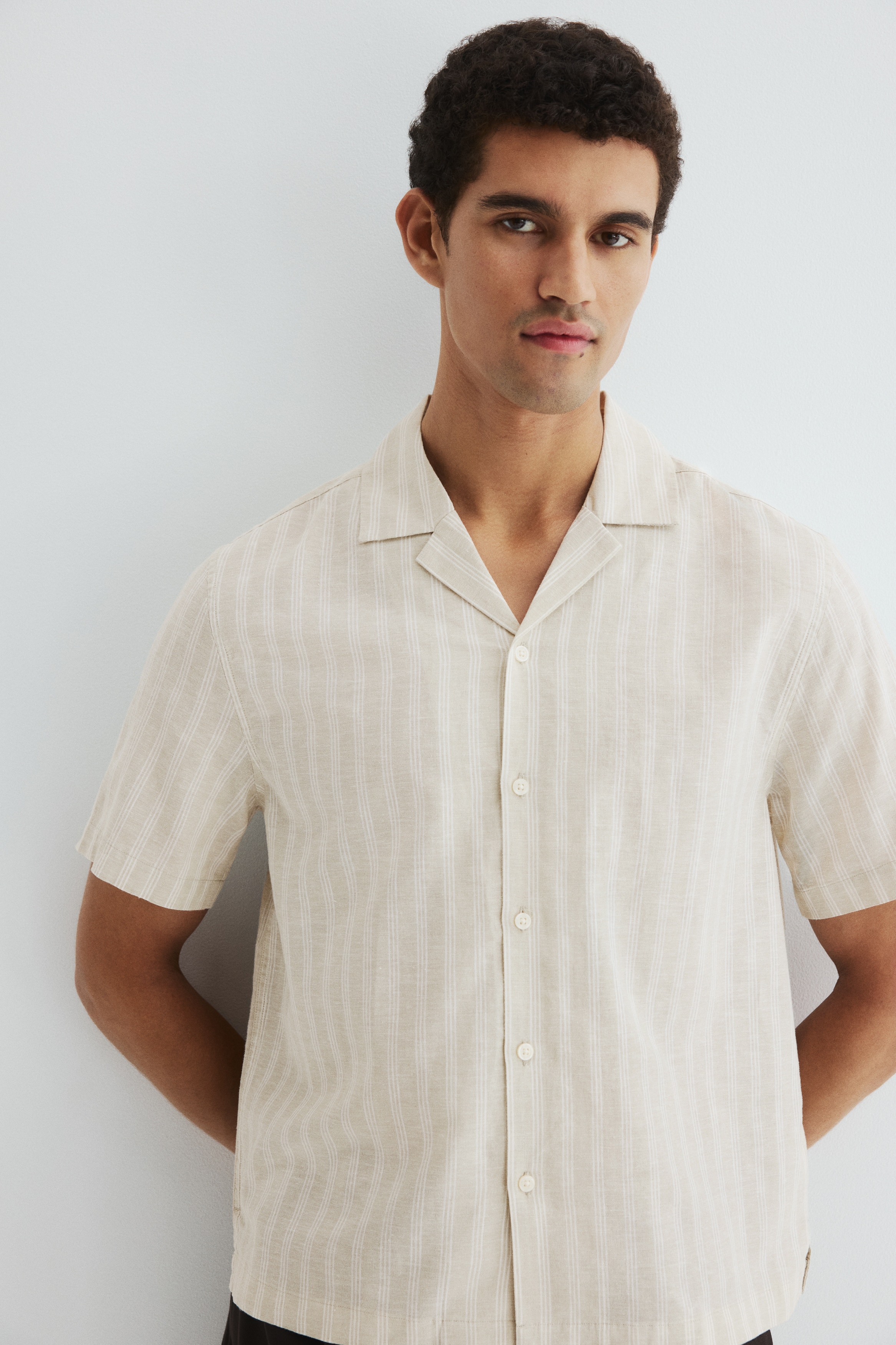 Regular Fit Linen-blend resort shirt - Beige/Striped