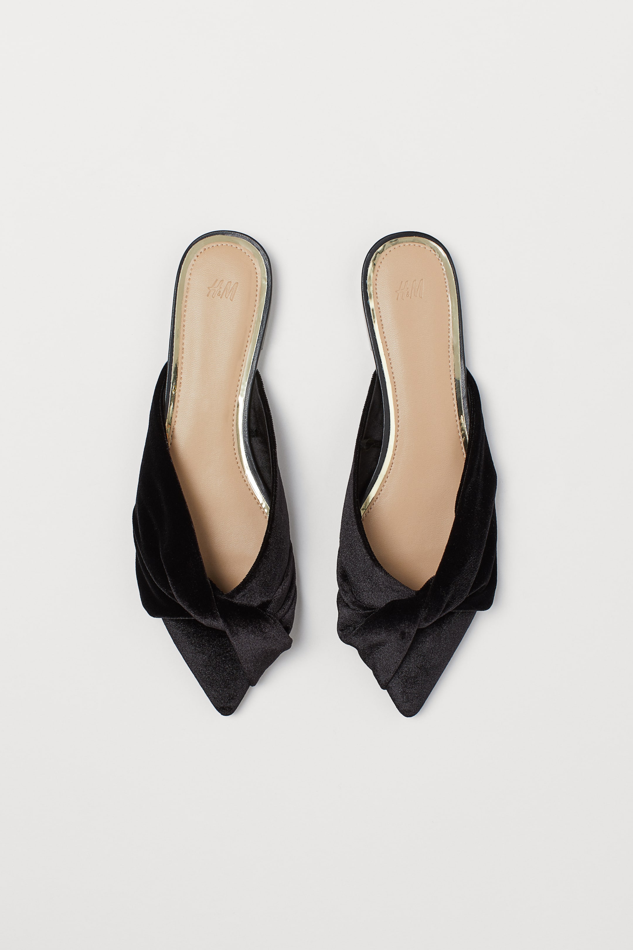 Mules aus Velours - Niedriger Absatz - Schwarz - Ladies | H&M DE