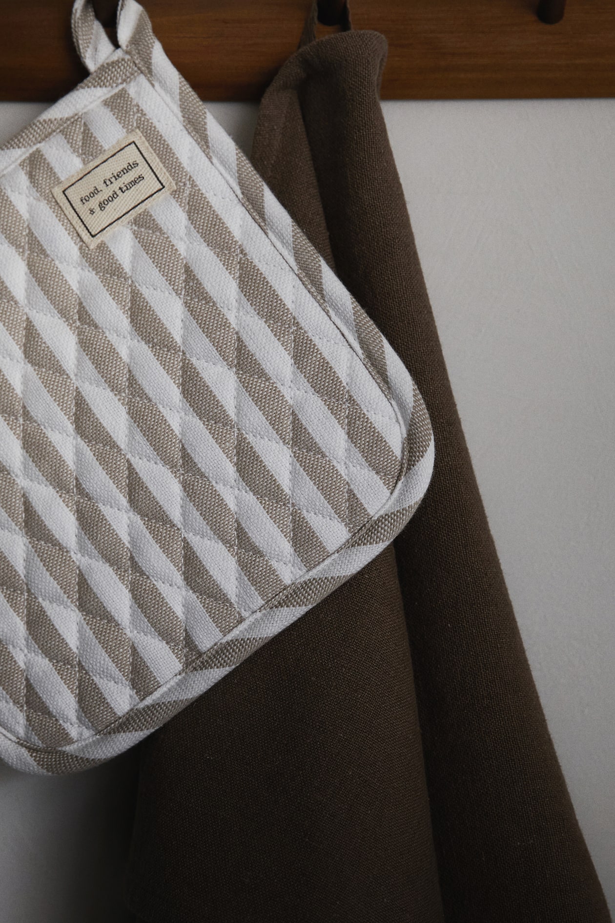 Lot de 2 maniques rayées - Beige/rayé - Home All | H&M FR