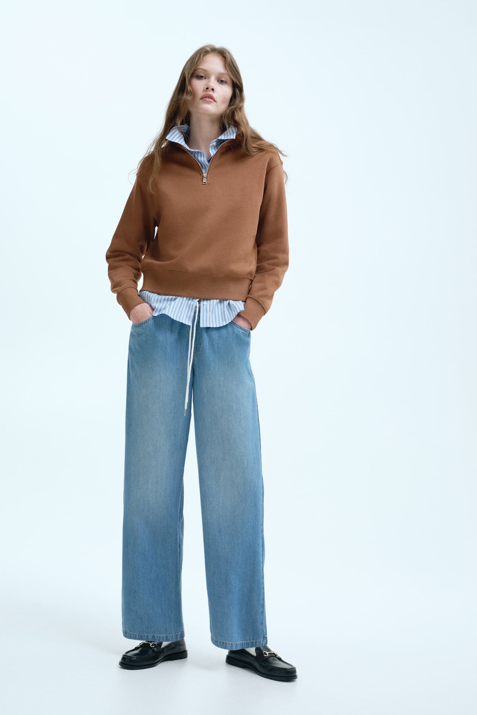 Zip-top sweatshirt - Brown/Navy blue/Light beige - 4