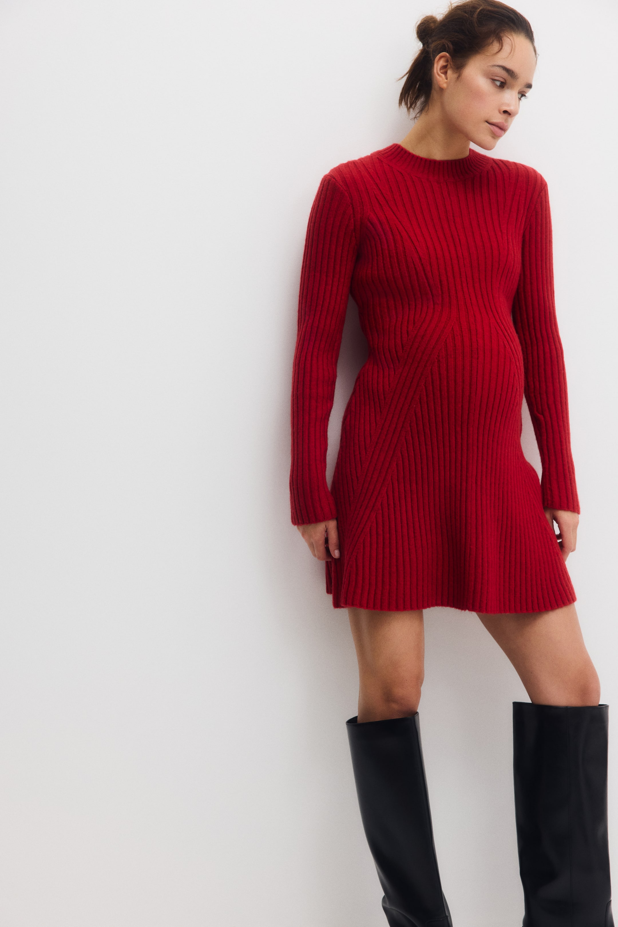 Nagyobb kép megtekintése: MAMA Bordáskötött ruha - Piros - NŐI | H&M HU 4