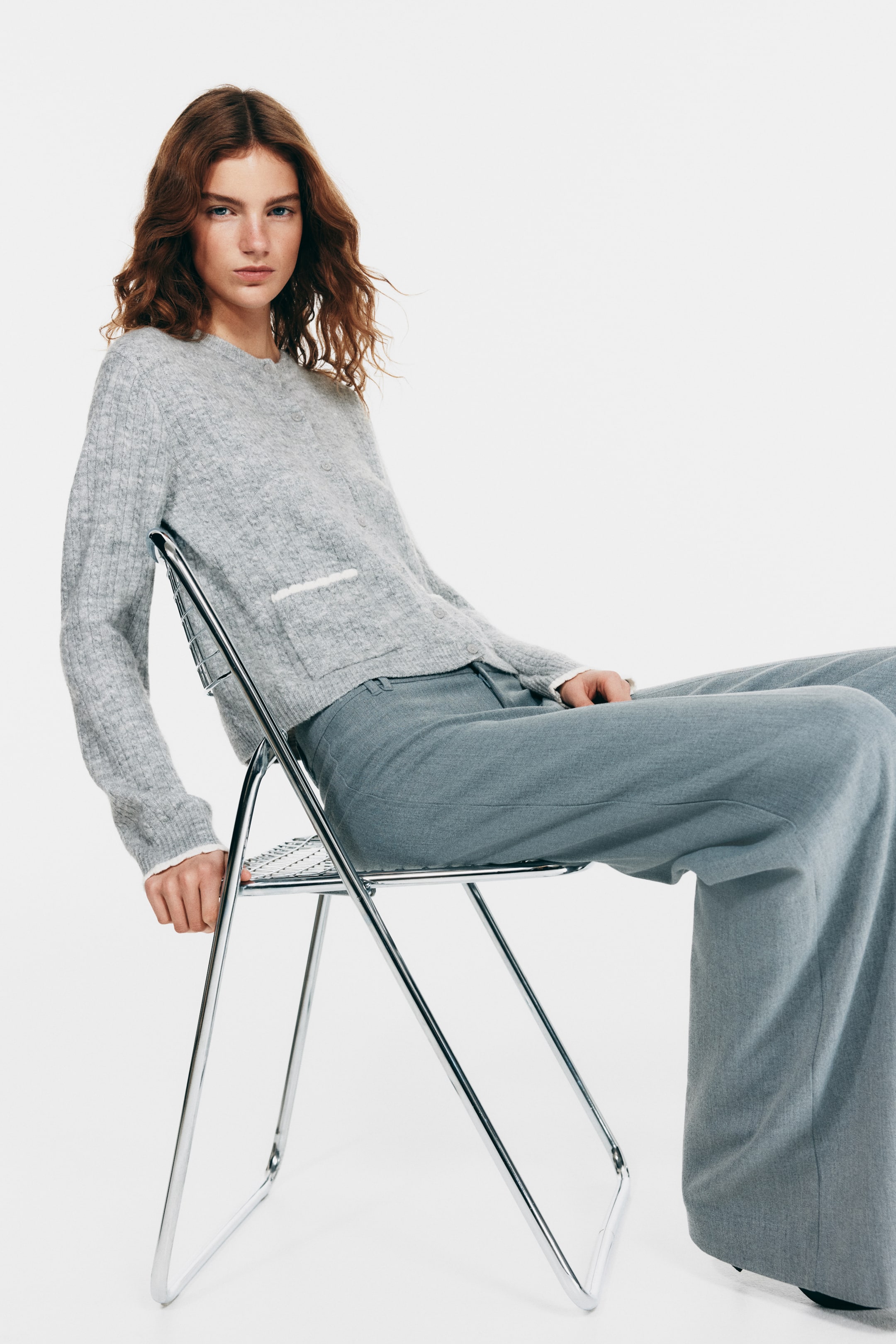 Zobacz większy obraz: Kardigan w warkoczowy splot - Szary melanż - ONA | H&M PL 3