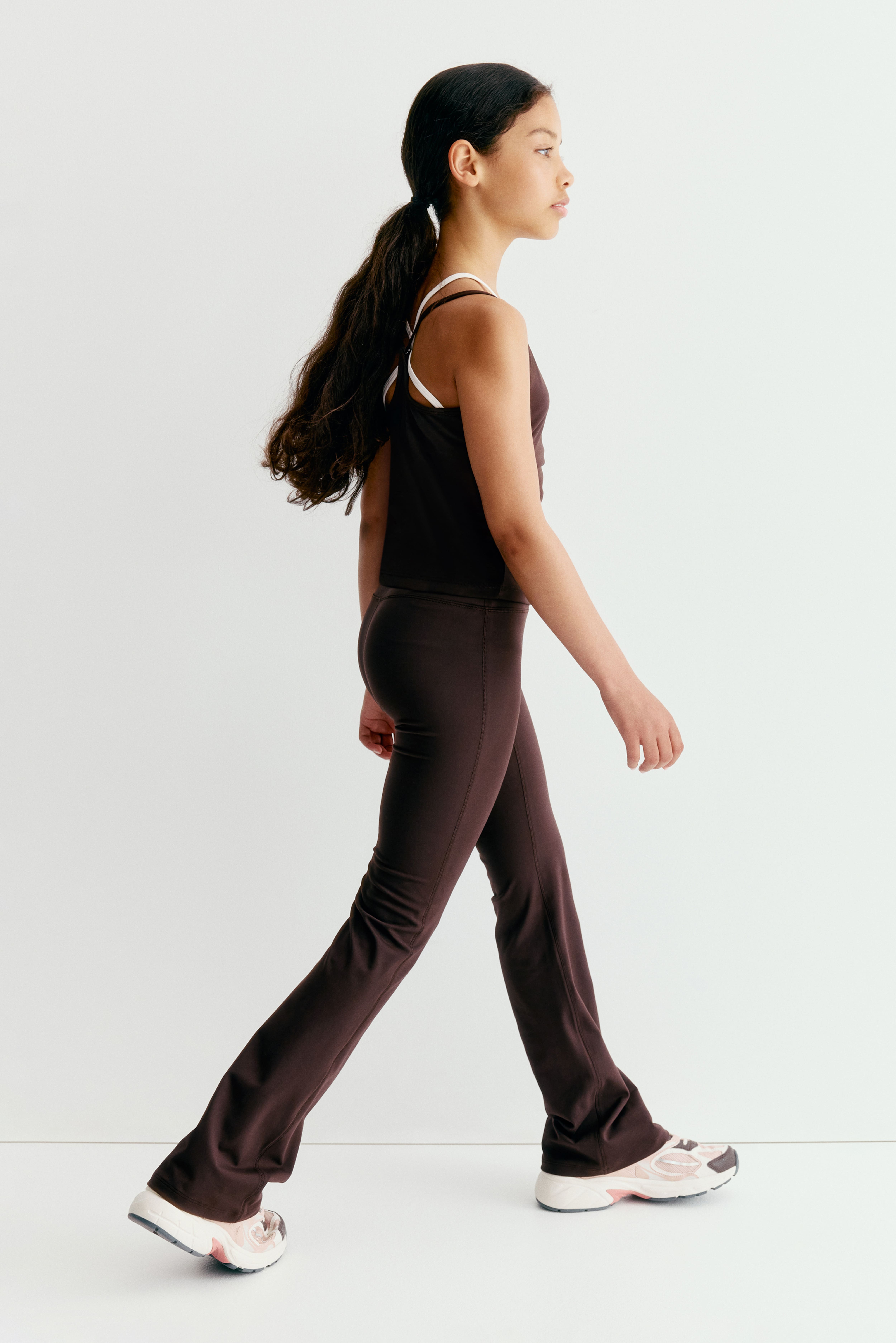 Sports strappy top with SoftMove™