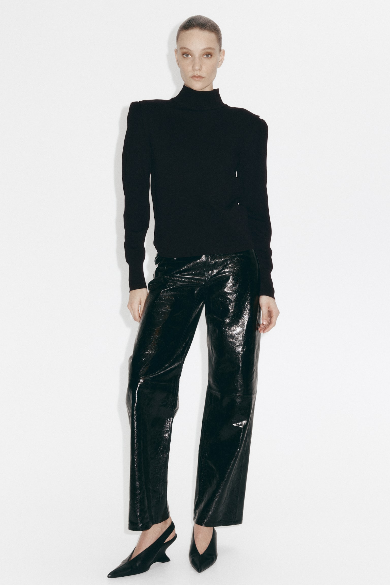 Fine-Knit Mock Turtleneck Top - Black - 2