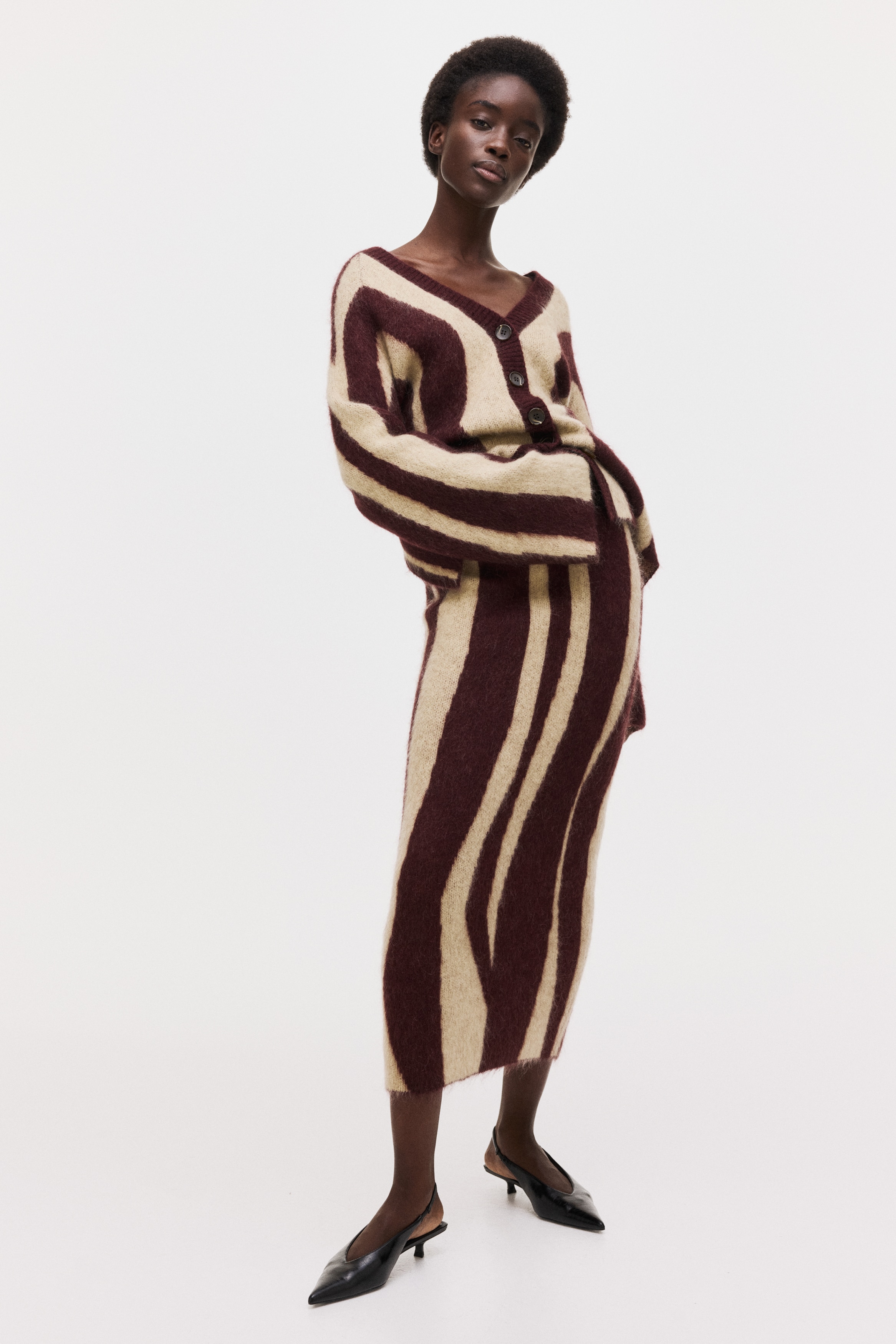 【新品】Herlipto Striped Jacquard Knit Dress Herlipto Striped Jacquard Knit Dress - メルカリ