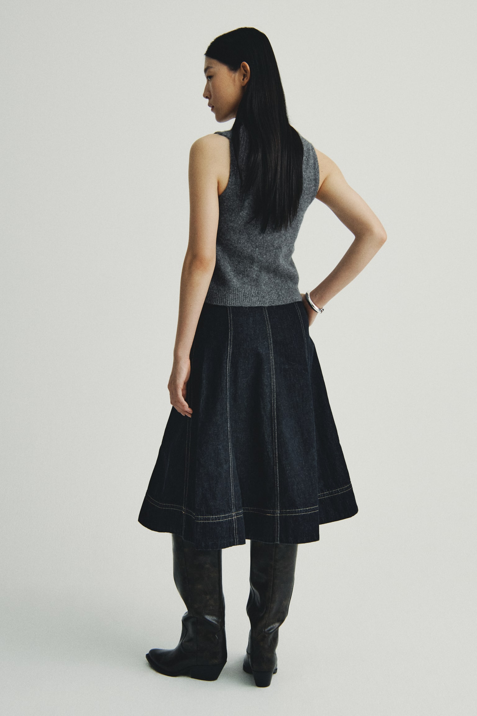 엠브로이더리 베스트 - 다크 그레이 - 5