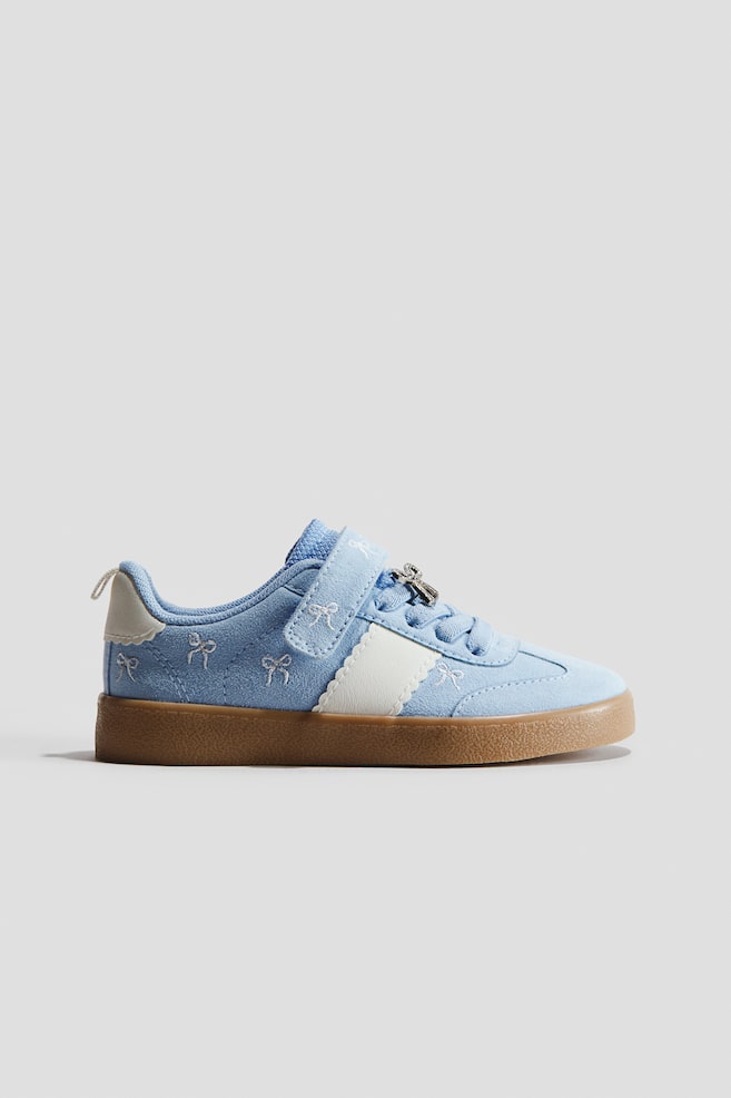 Sneaker - Hellblau/Schleifen/Hellrosa/Herzen/Cremefarben/Kirschen/Cremefarben/Geblümt/Weiß/Herzen/Weiß/Glitzernd/Cremefarben/Geblümt/Beige/Leopardenprint/Cremefarben/Kirschen/Hellbeige/Einhörner - 1