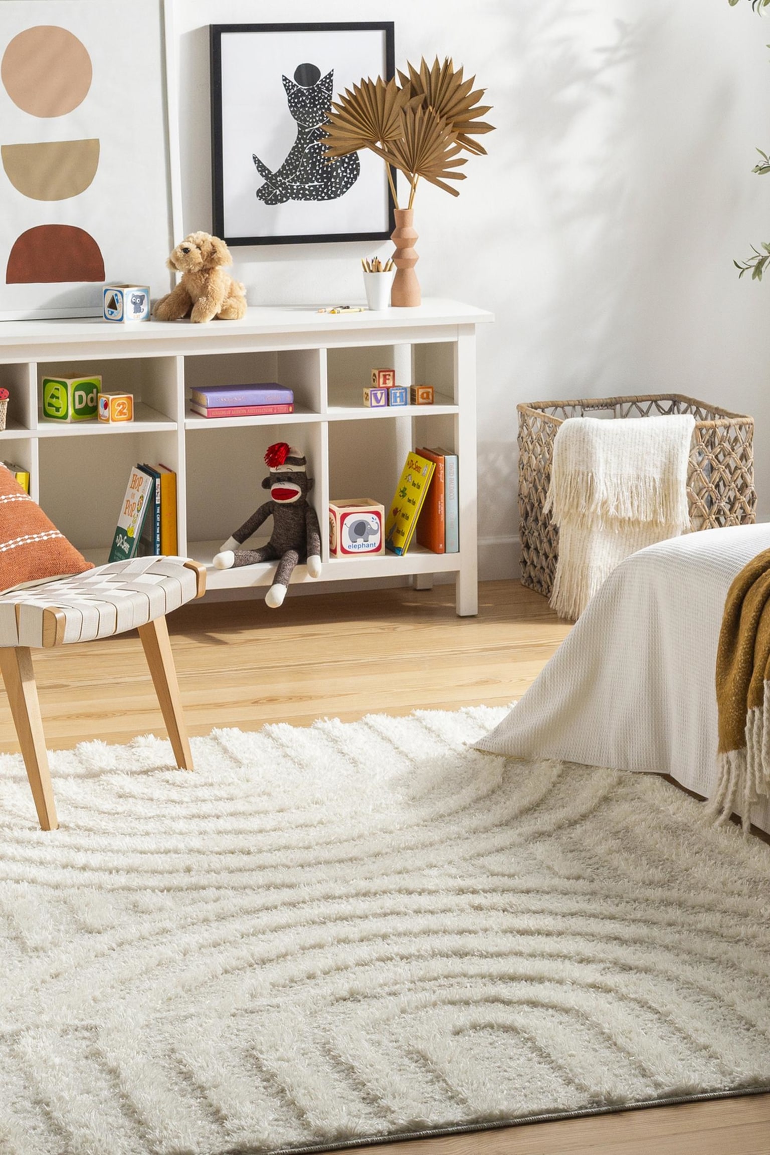 Marava Modern Shaggy Area Rug - Beige, White - 2