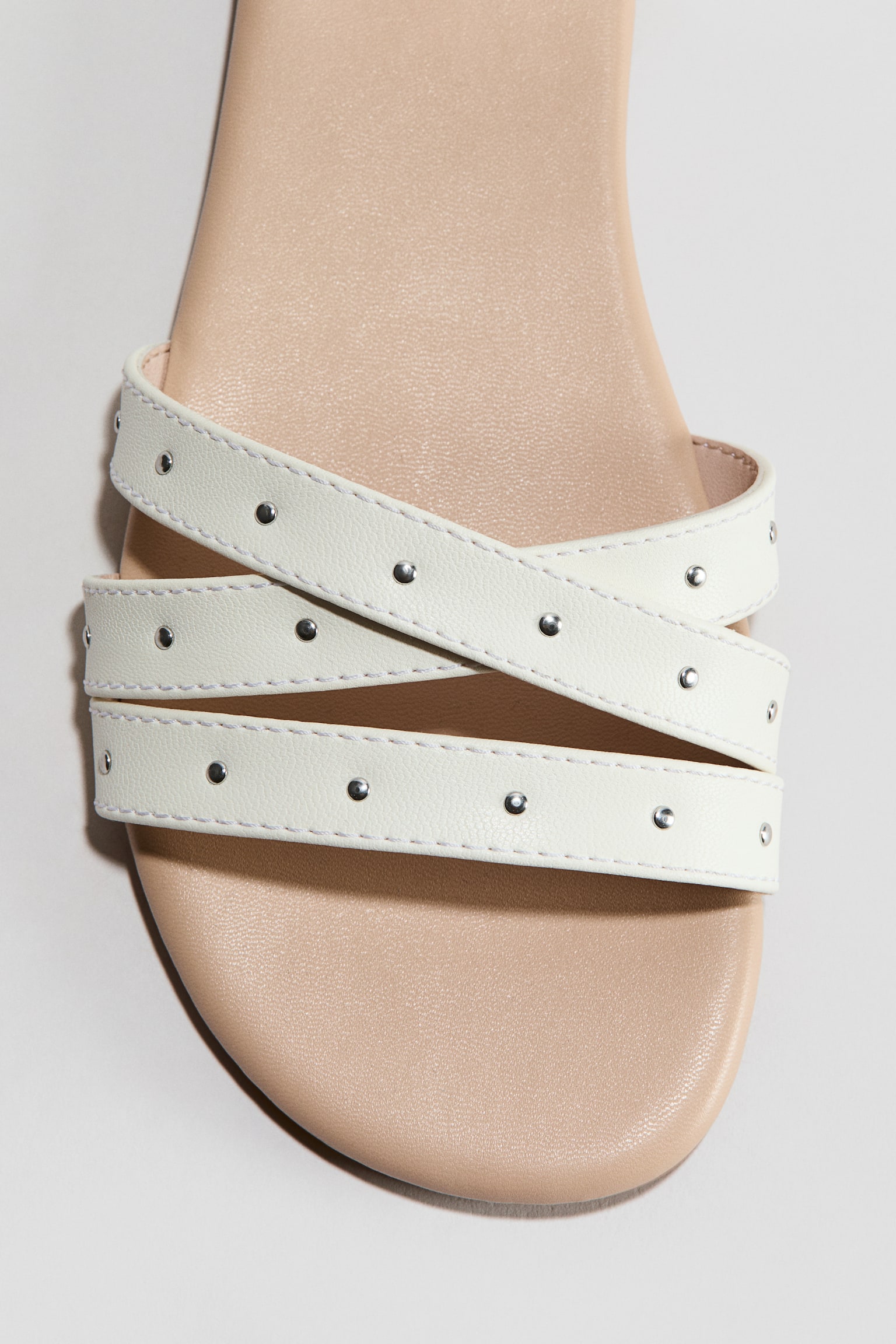 Детские сандалии H&M Studded, цвет: Кремовый — фото 2
