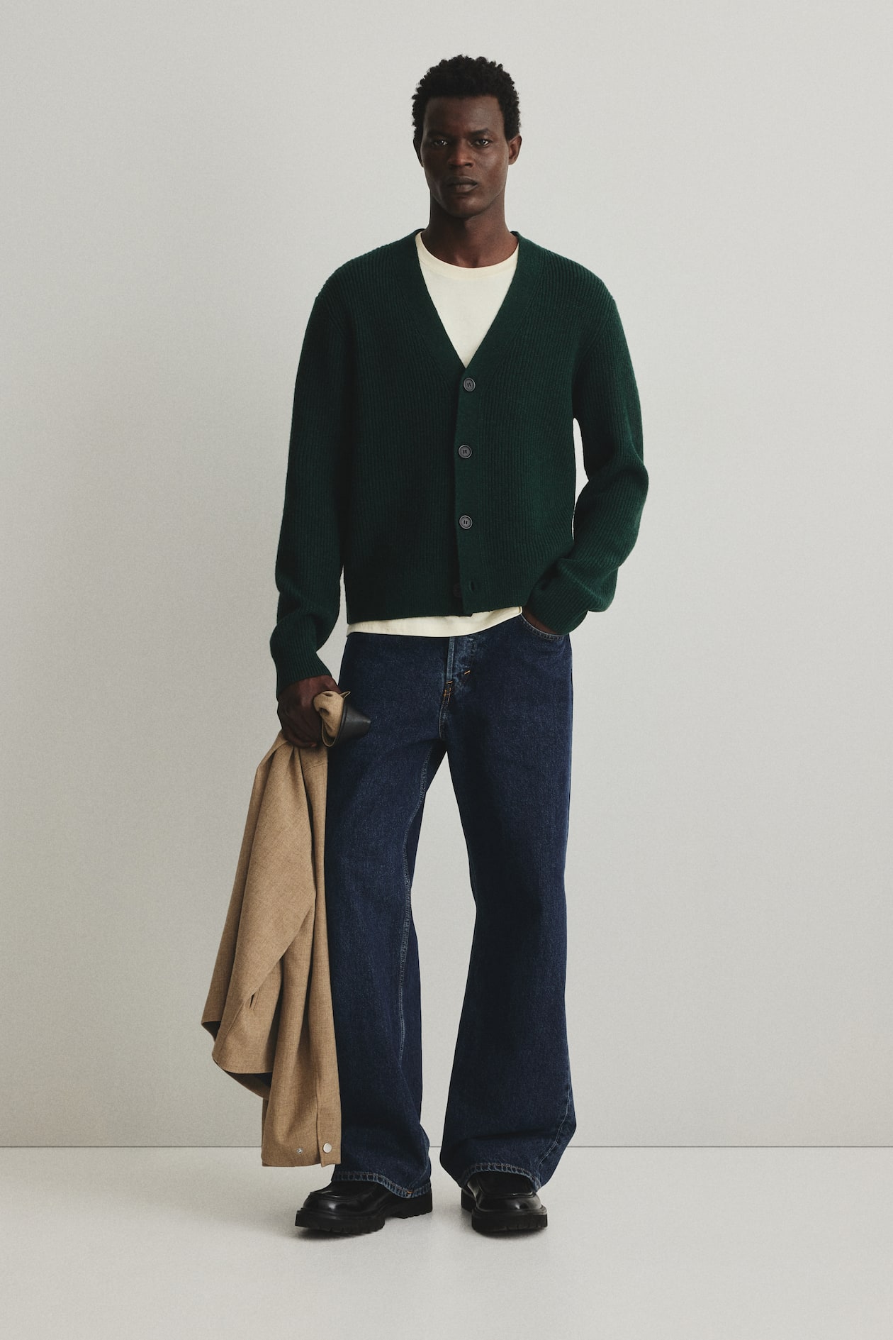 Men's Forest green Regular Fit Woollen Cardigan | H&M AU Men's Forest green Regular Fit Woollen Cardigan | H&M AU