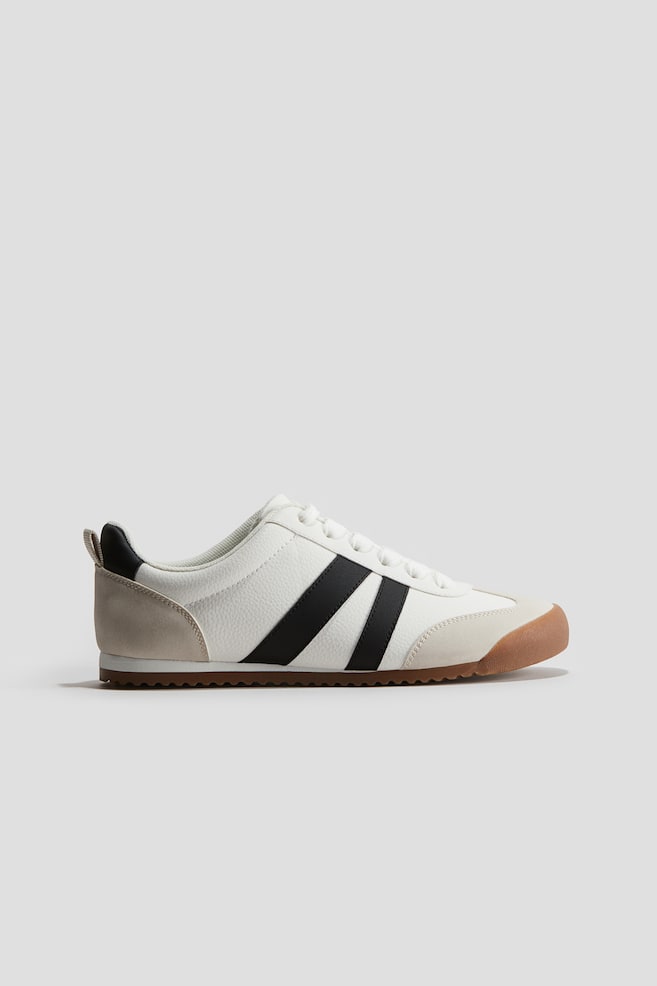 Trainers - White - 1