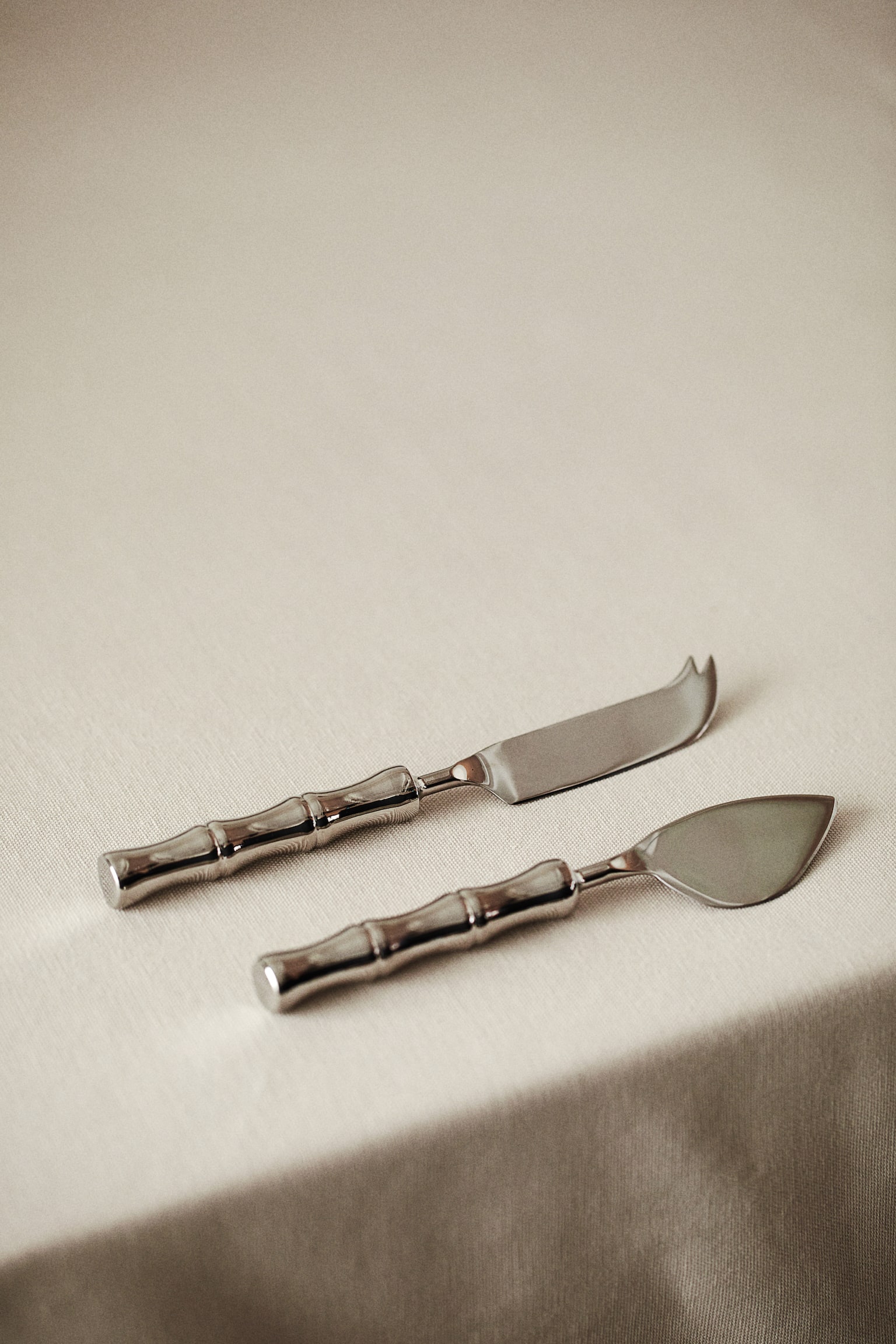 2-pack metal cheese knives - Silver-coloured - 2