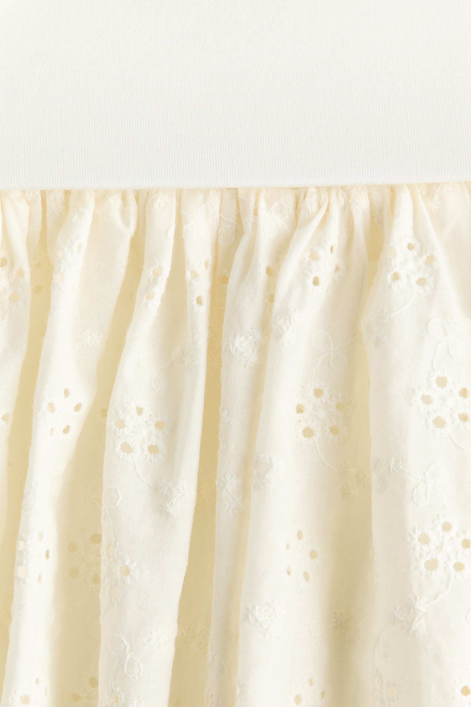 Женская юбка-шорты H&M Eyelet-Embroidered Mini Skort, цвет: Кремовый — фото 5