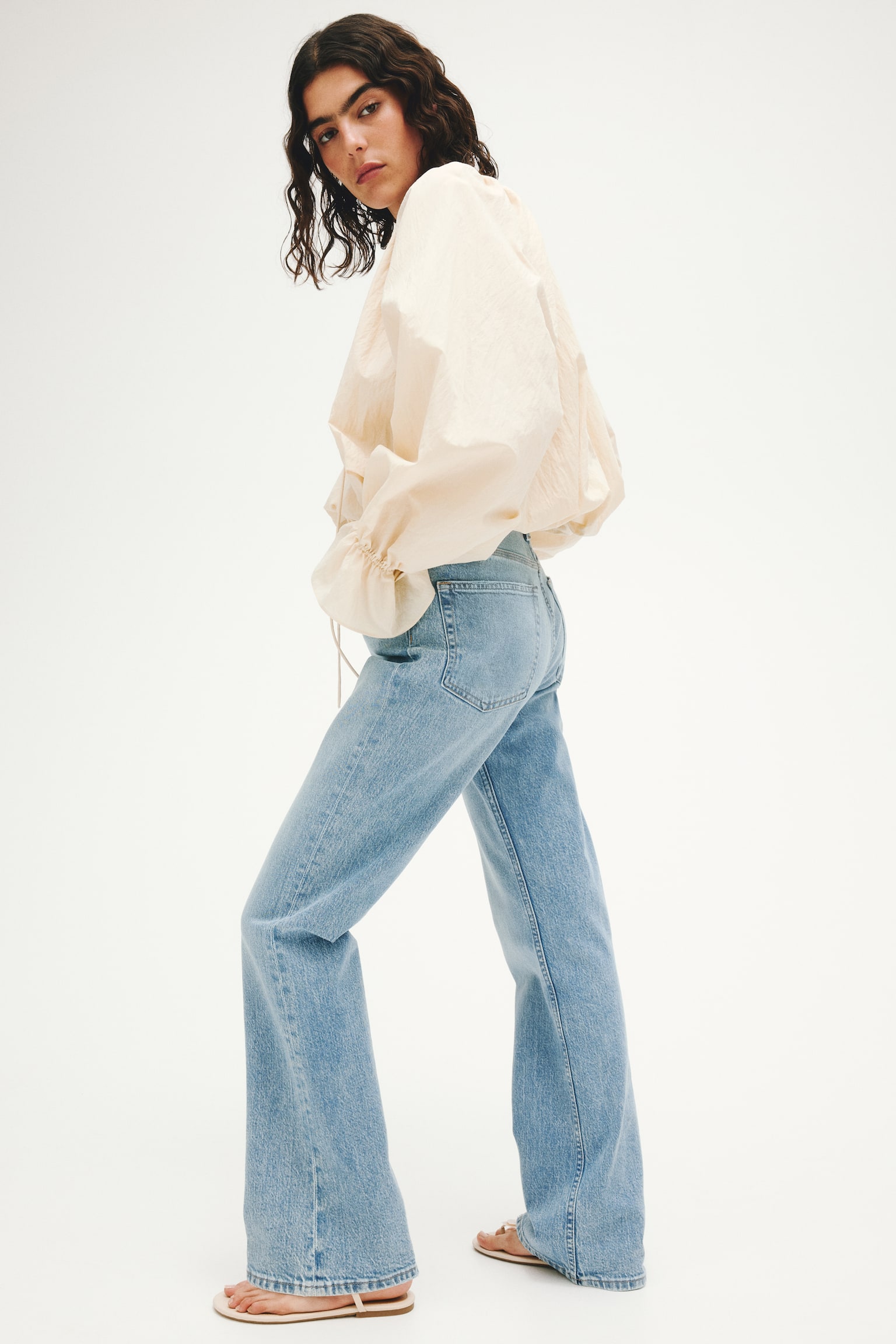 Bootcut High Waist Jeans - Helles Denimblau/Denimblau - 8