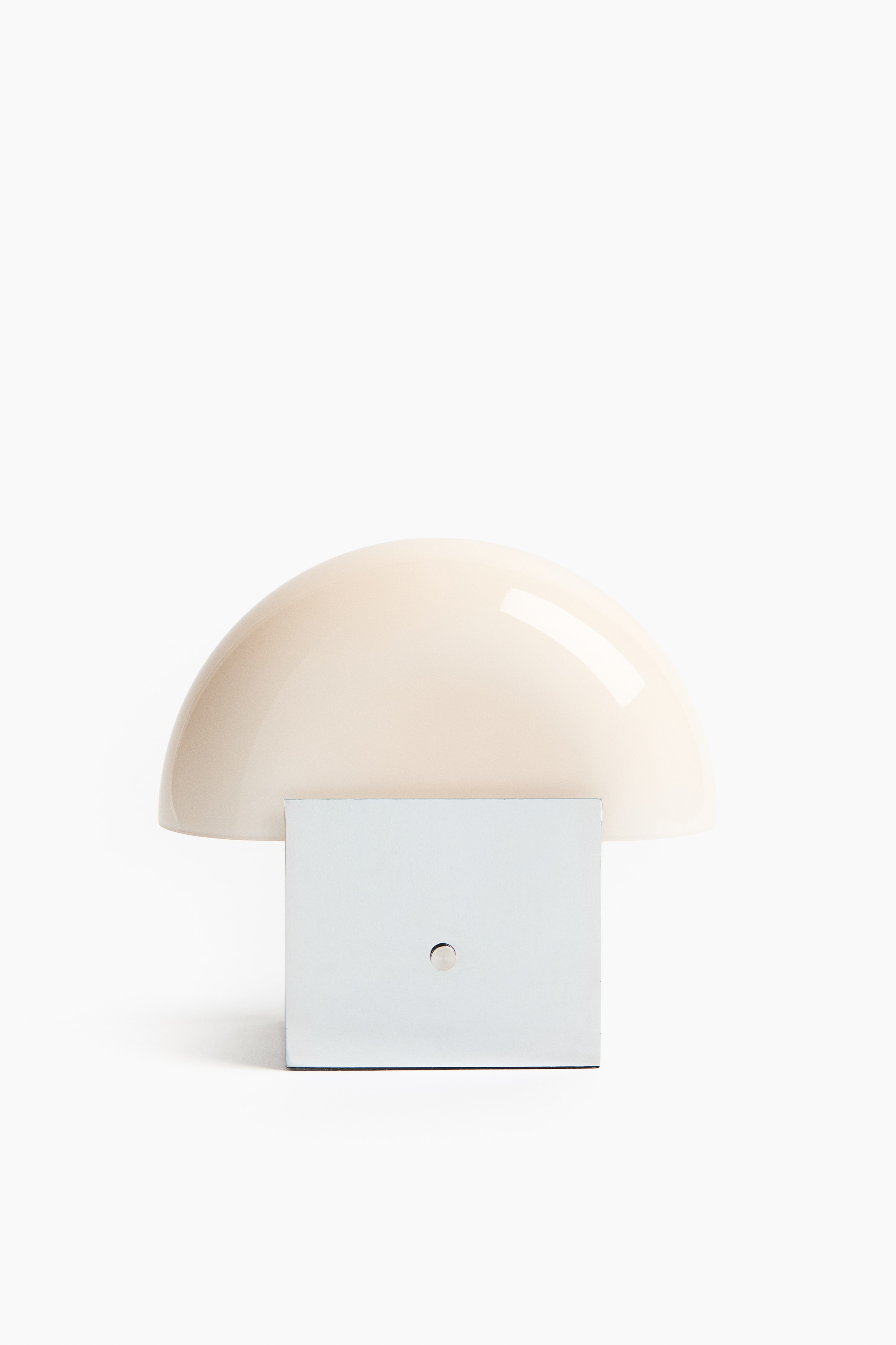 Rechargeable table lampModel