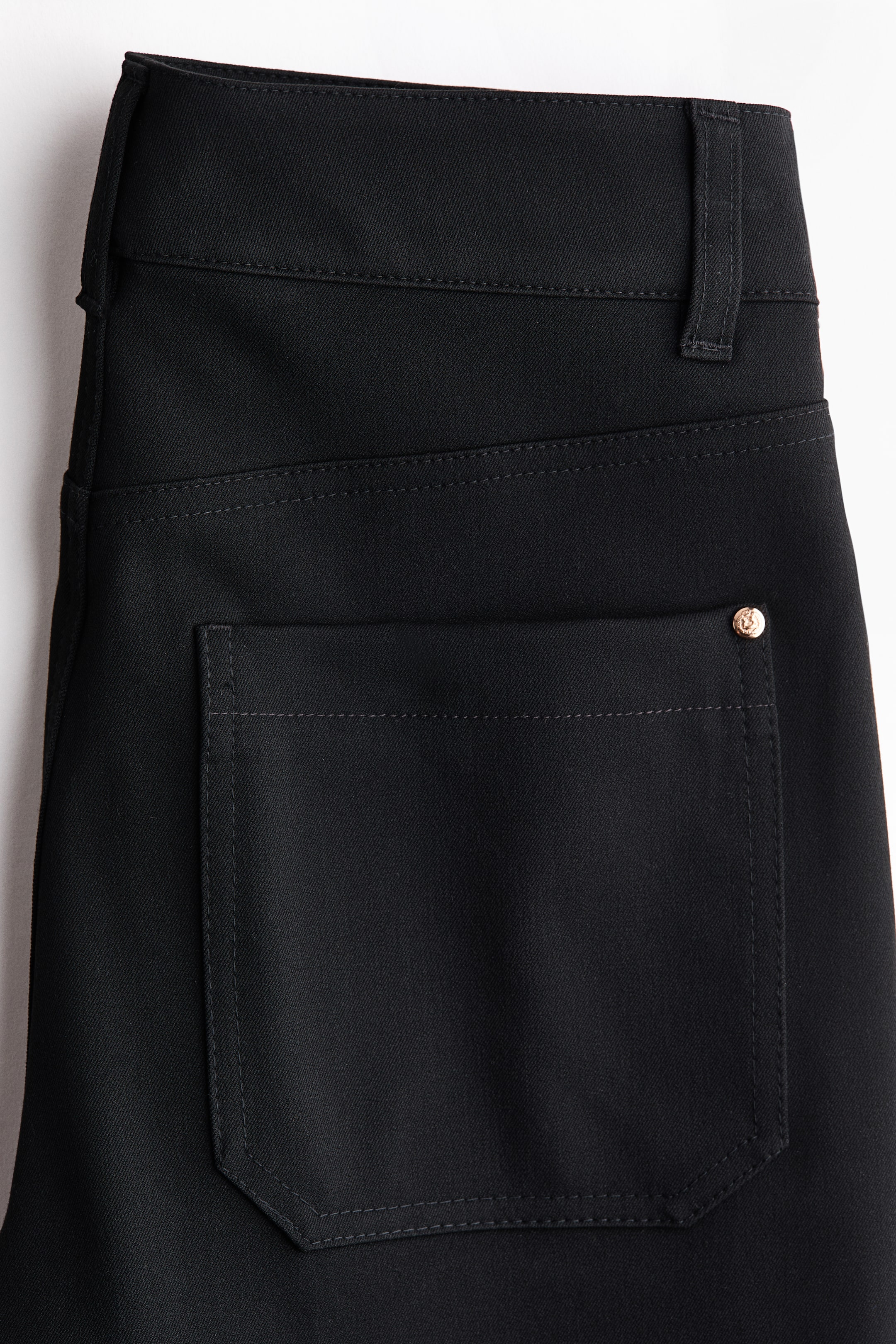 Ampliar la imagen: Pantalón acampanado en sarga - Negro - Ladies | H&M MX 6