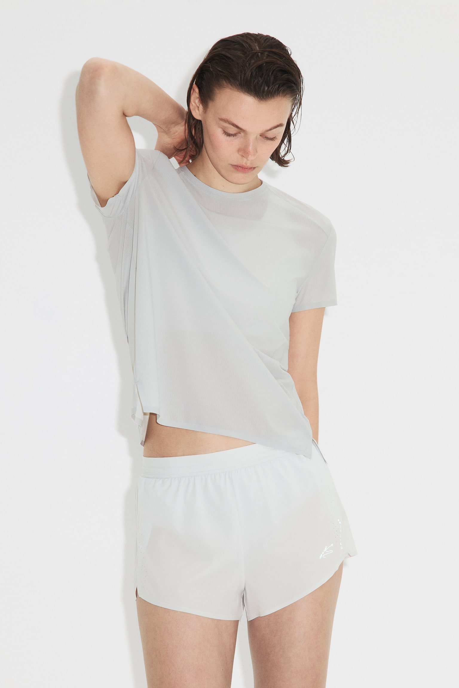 Lauf-T-Shirt mit DryMove™ in Regular Fit - Hellgrau/Buttergelb/Schwarz - 2