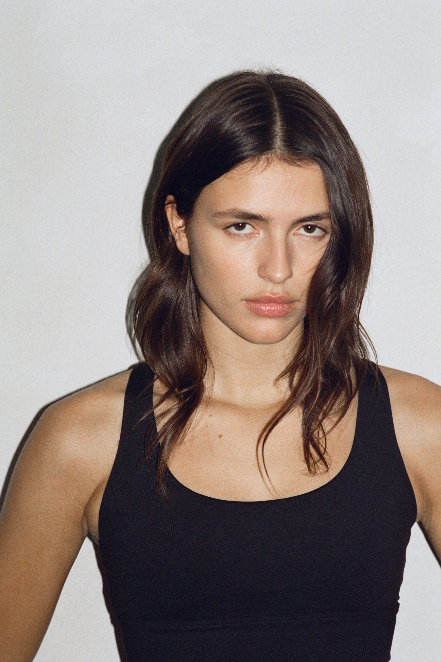 Top deportivo Medium Support con SoftMove™ - Negro/Rosa tenue/Chabacano claro/Café oscuro - 3