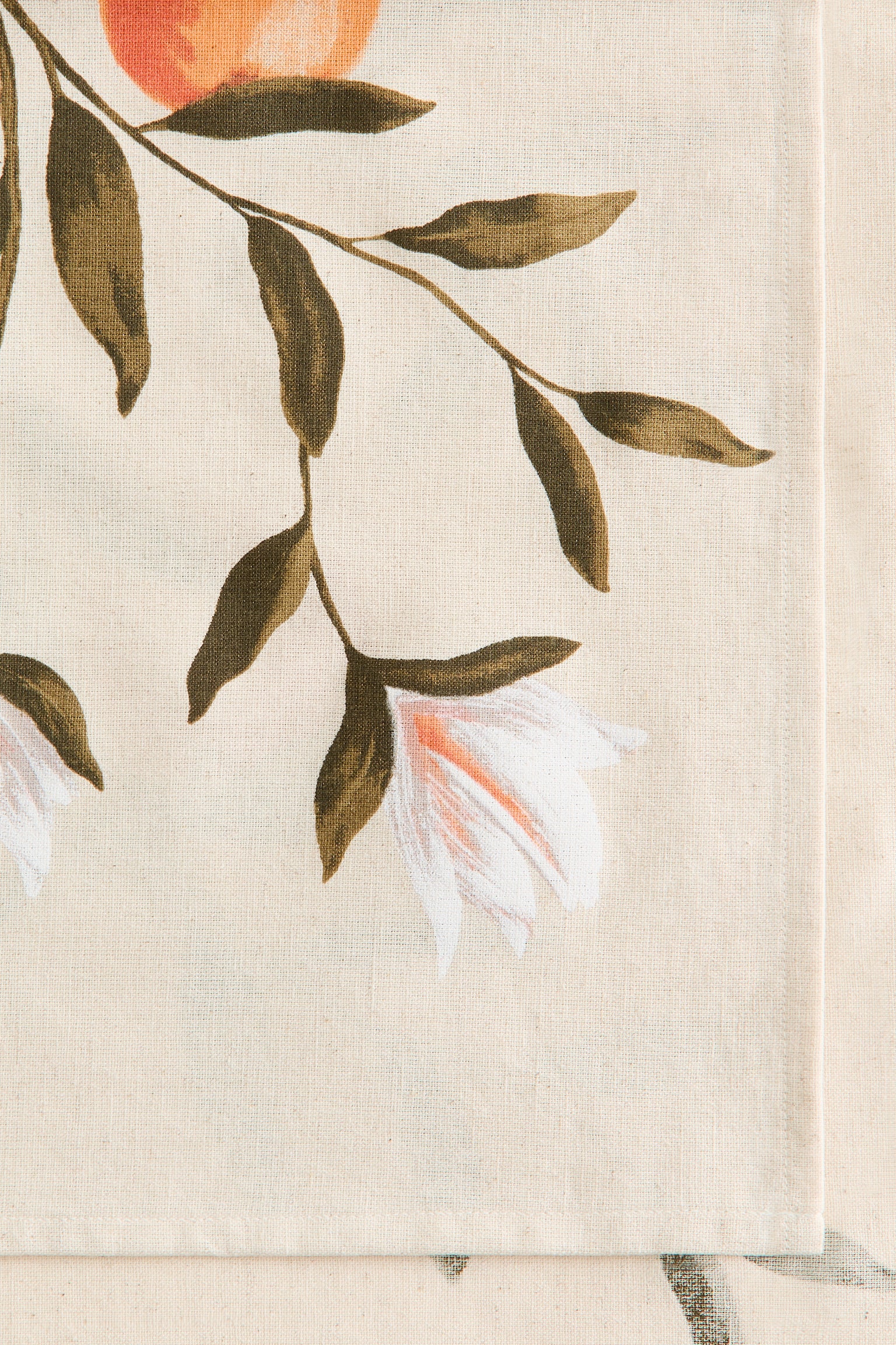 Patterned linen-blend table runner - Light beige/Oranges - 3