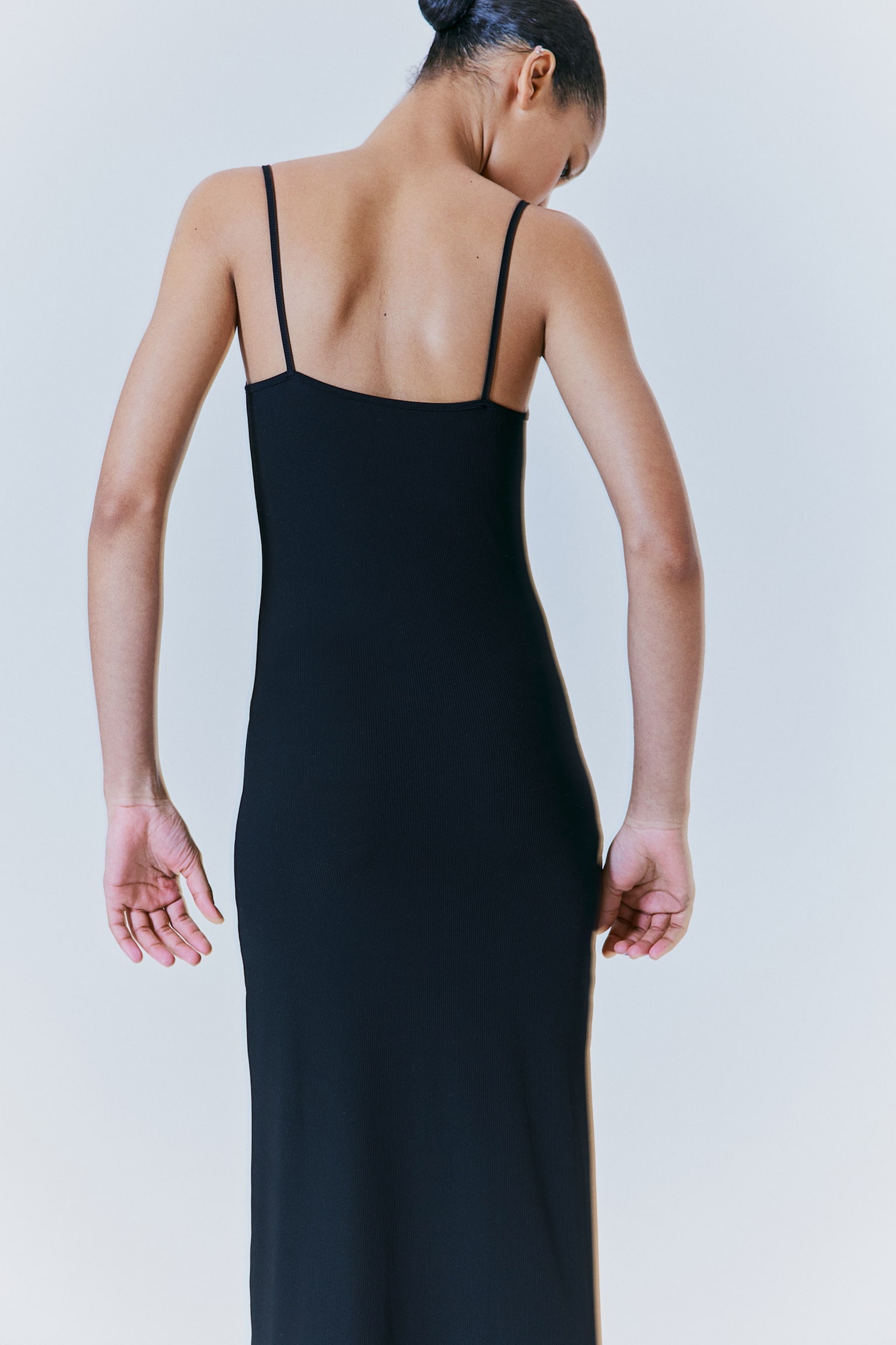 Geripptes Bodycon-Kleid - Schwarz/Dunkelgrau/Dunkles Mattgrün - 4