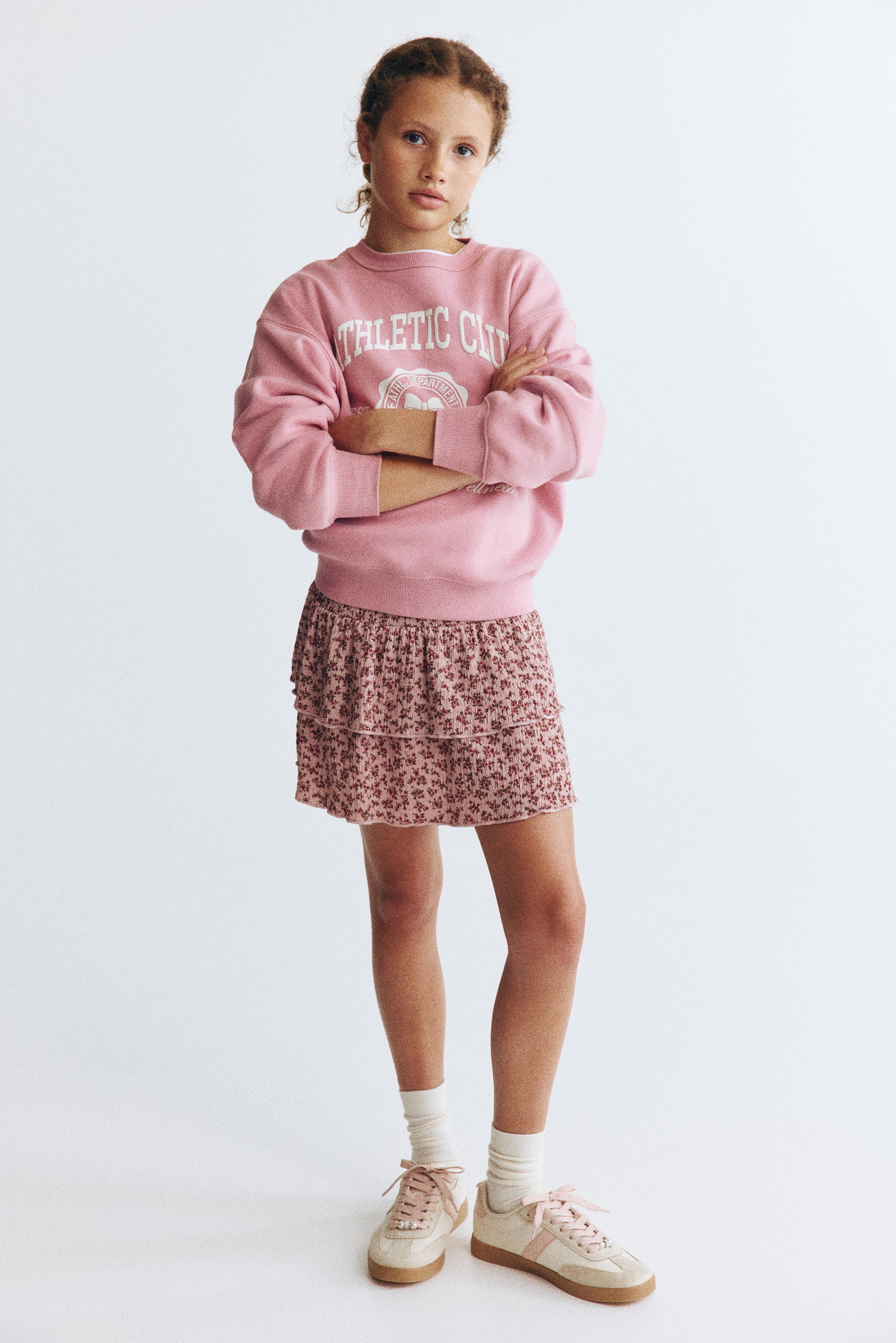 Se større billede: Mønstret nederdel med etager - Støvet rosa/Blomstret - BØRN | H&M DK 1