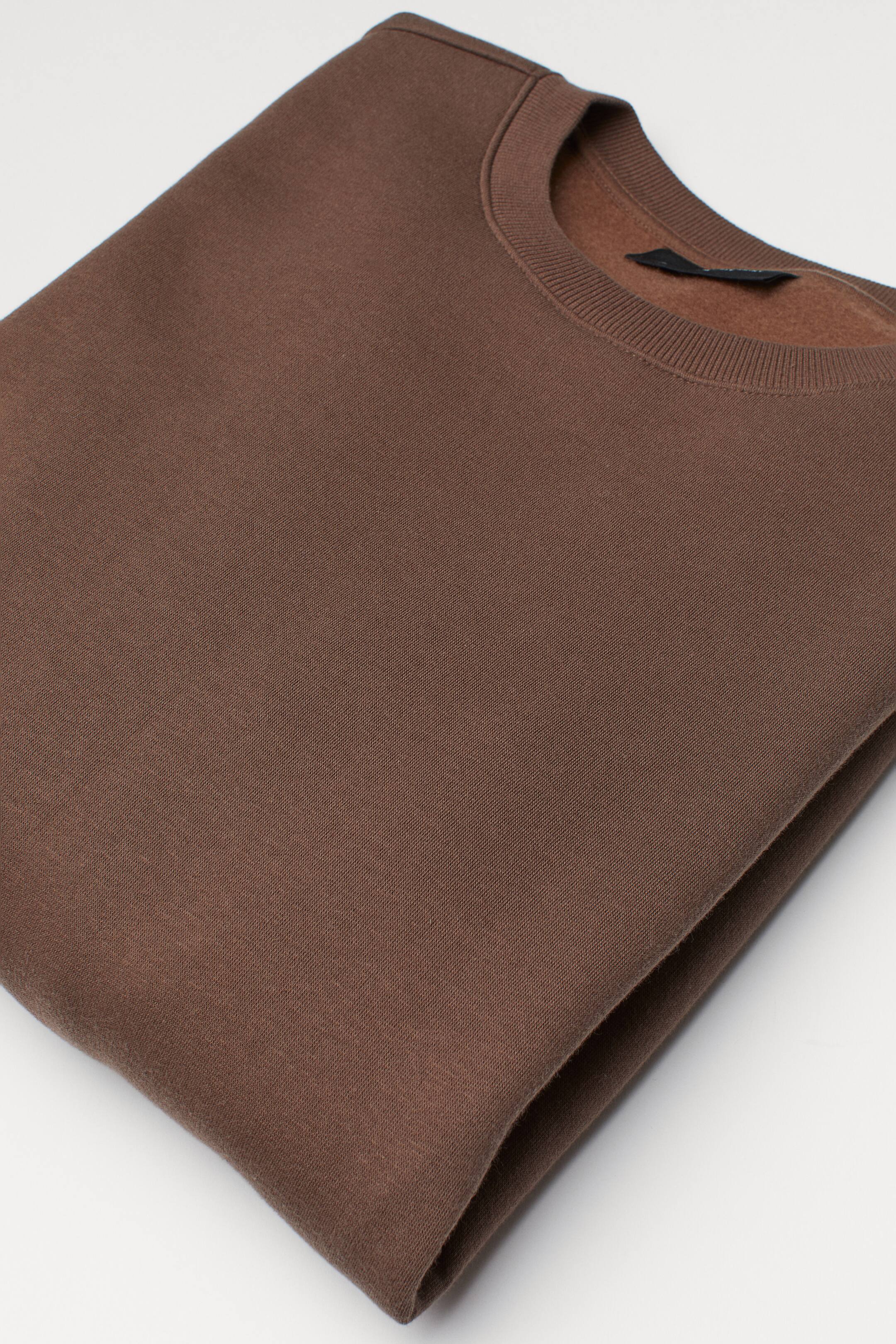 Grösseres Bild ansehen: Sweatshirt Relaxed Fit - Braun - HERREN | H&M CH 2