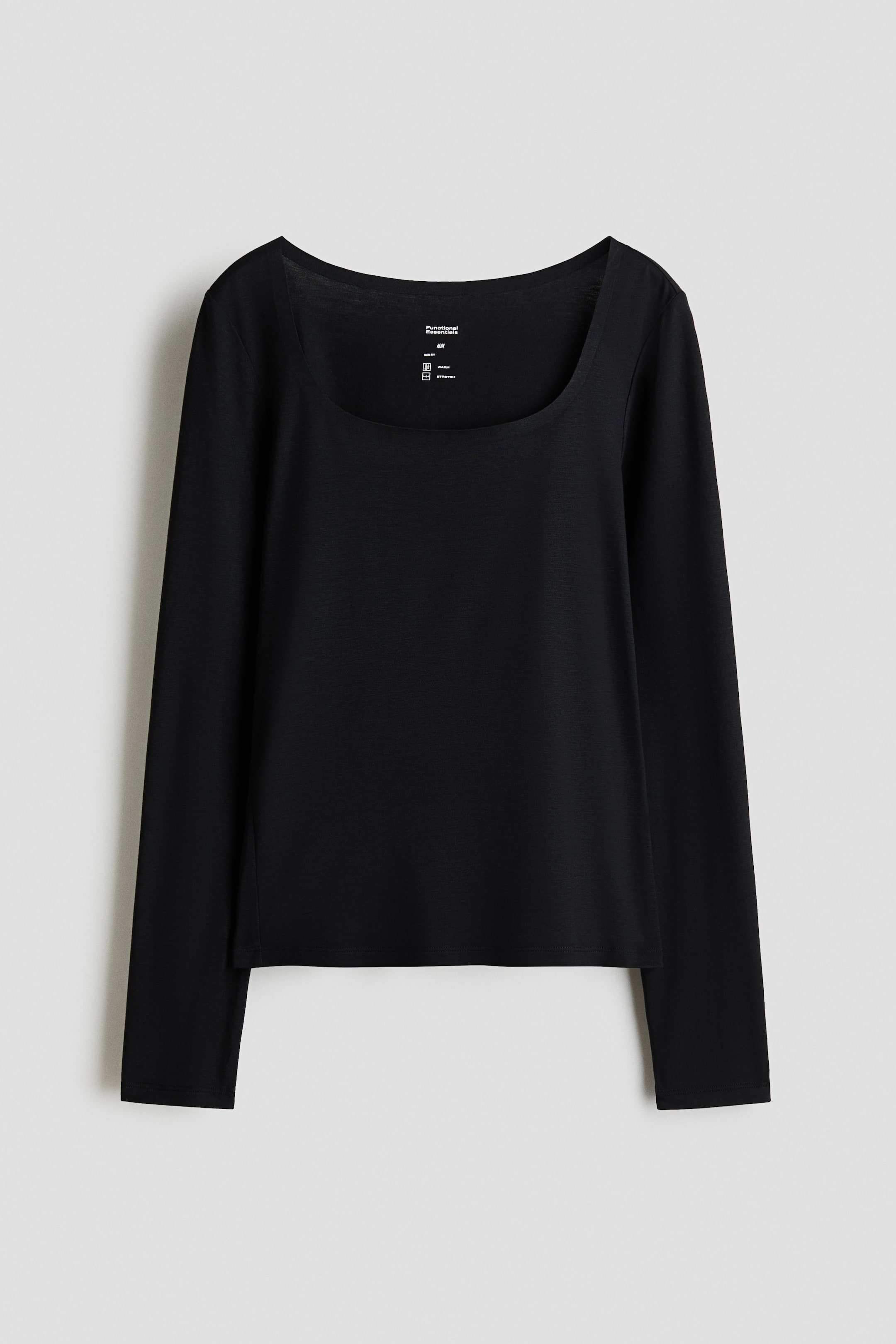 拡大画像を表示: 黒い長袖トップは、スクエアネックラインと長袖を特徴とし、滑らかな生地の質感で、前を向いています。