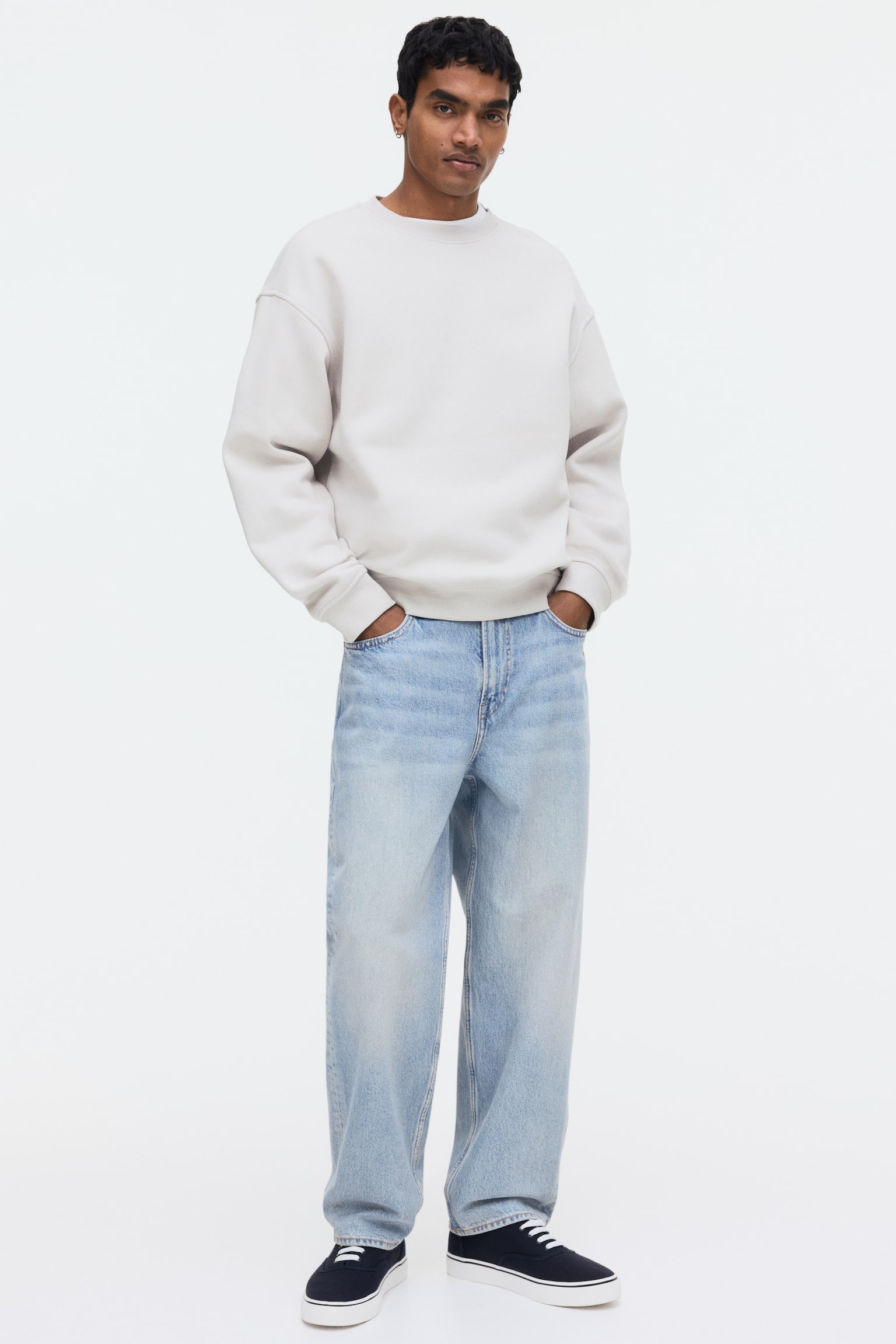 Mikina Loose Fit - Světle šedá/Černá/Tmavě šedá/Tmavomodrá/Hnědá/Červená/Zelenomodrá/Zelená/Zelená/Tlumená modrá/Tlumená khaki zelená/Šedý melír/Bleděmodrá/Růžová/Švestková/Hnědá - 6
