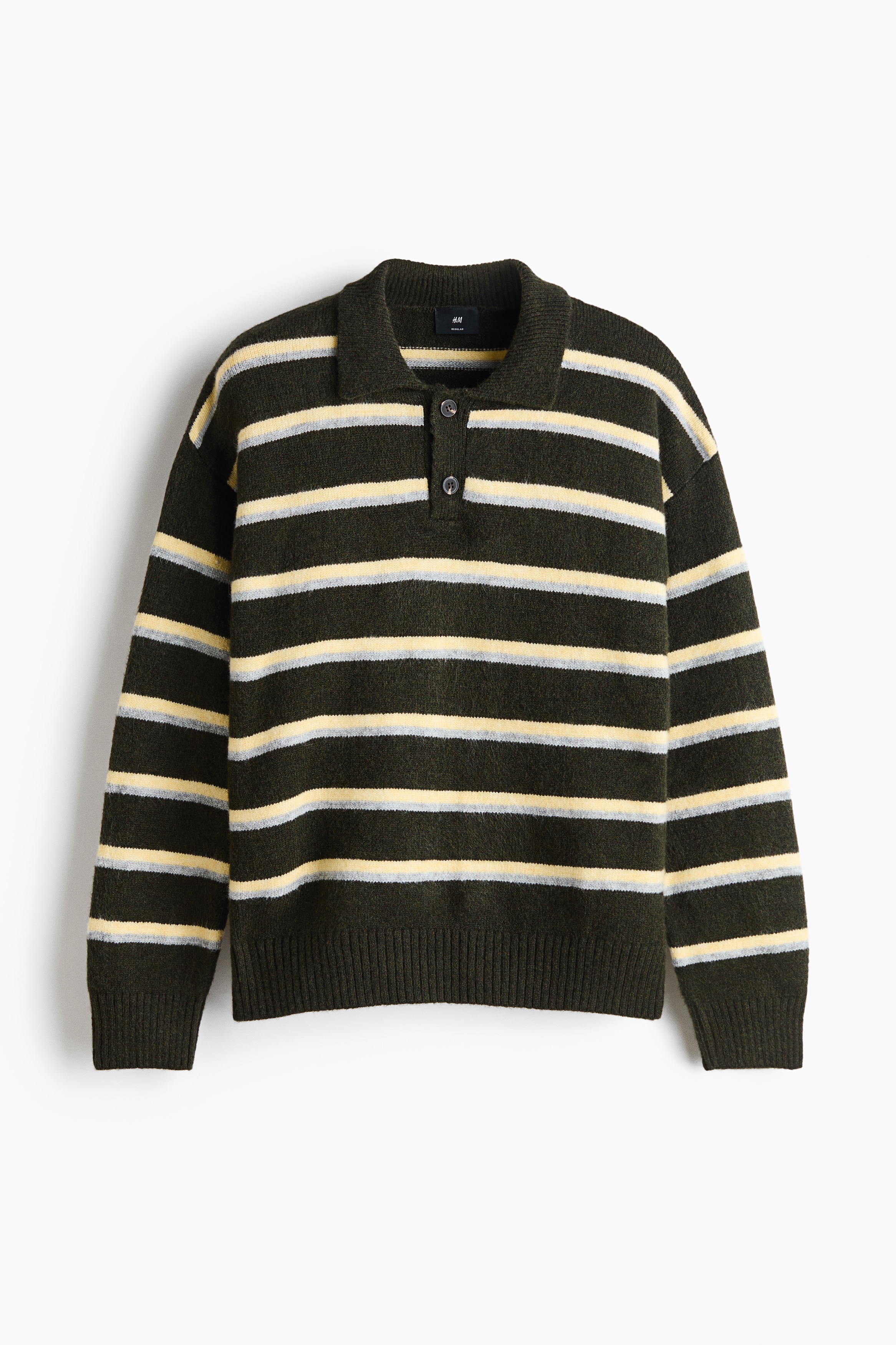 Regular Fit Knitted polo shirtModel