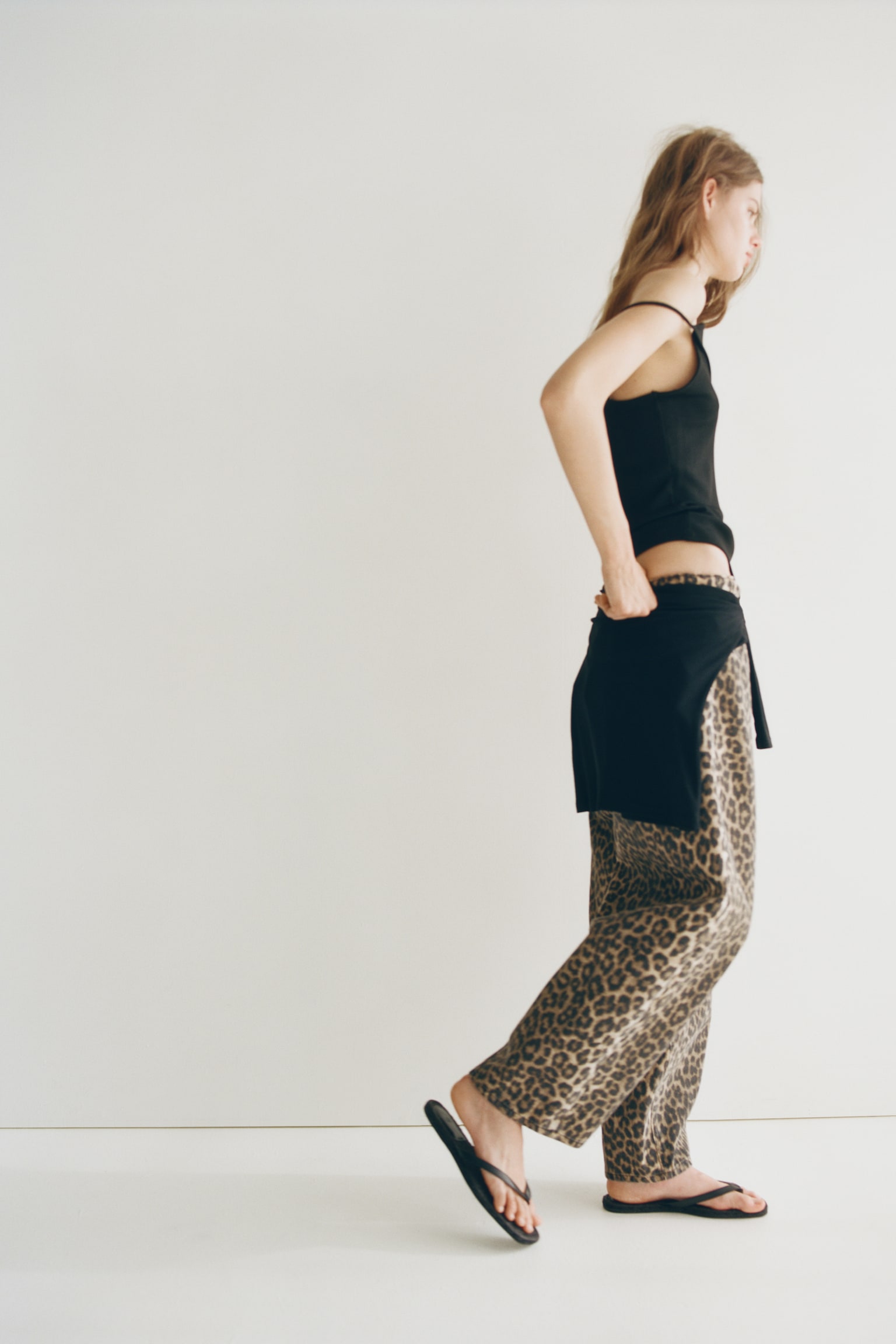 Barrel High Waist Ankle Jeans - 4