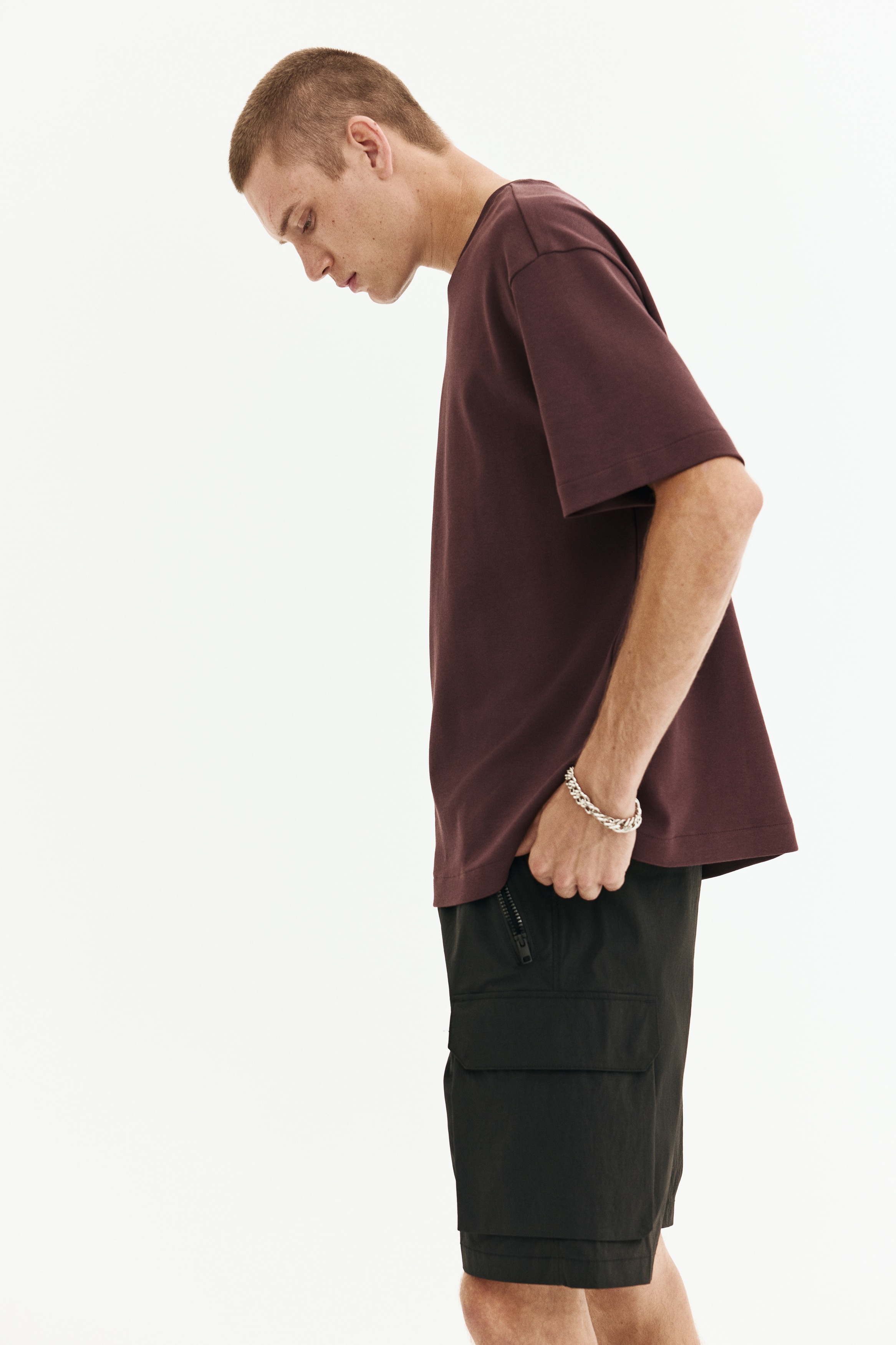 Regular Fit Nylon cargo shorts