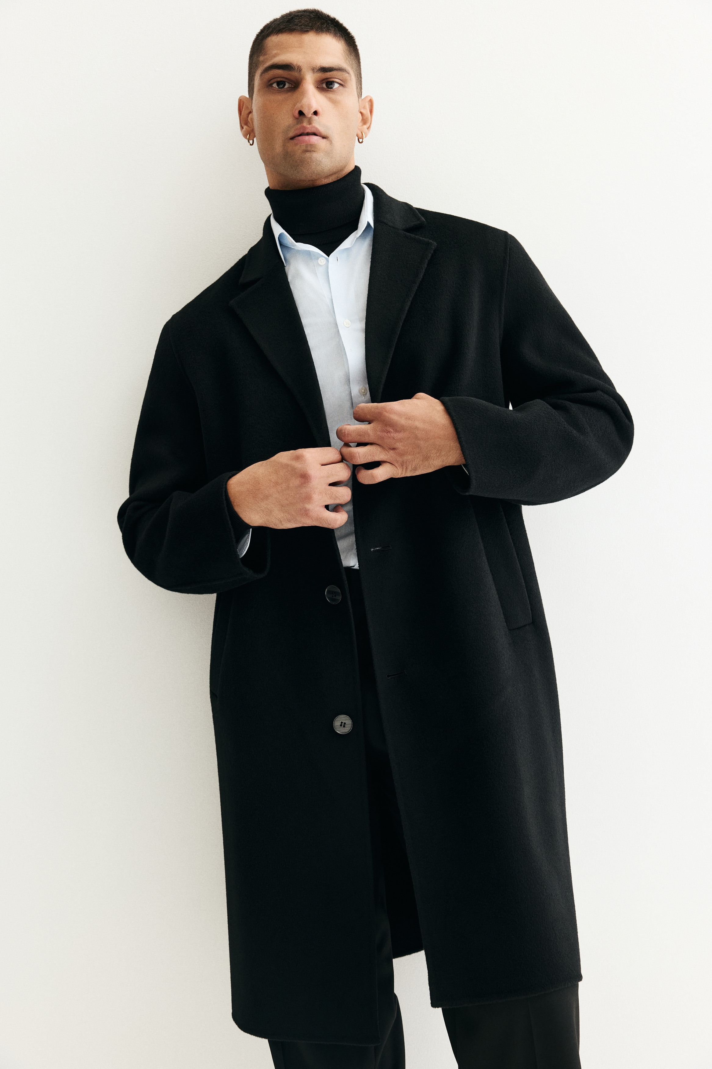 Single-breasted wool coat