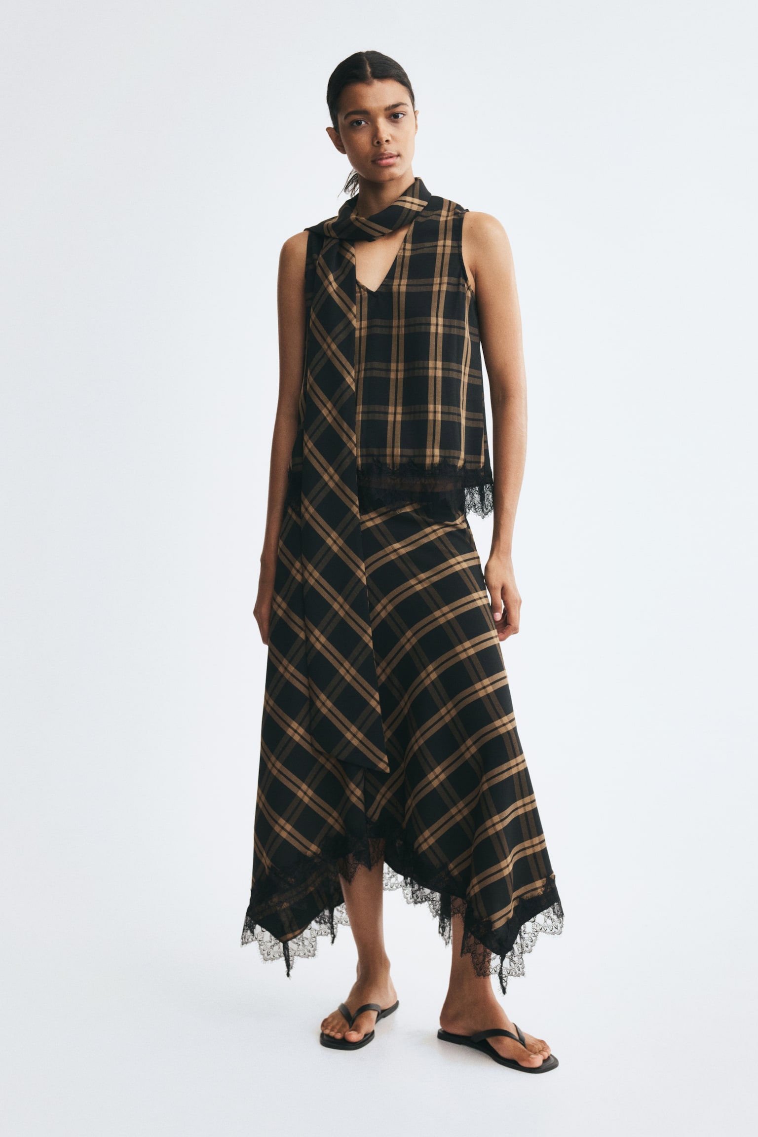 Женский топ H&M Top with Scarf Collar, цвет: Коричневый / Клетчатый — фото 3