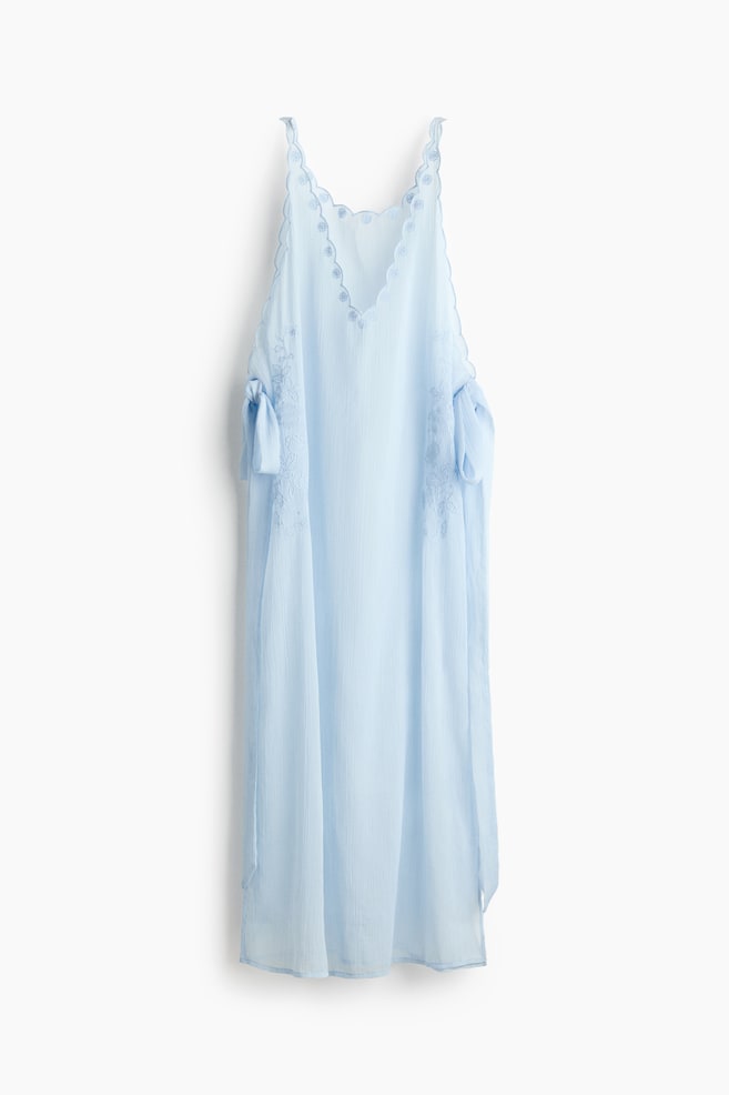Besticktes Strandkleid aus Chiffon - Hellblau - 1
