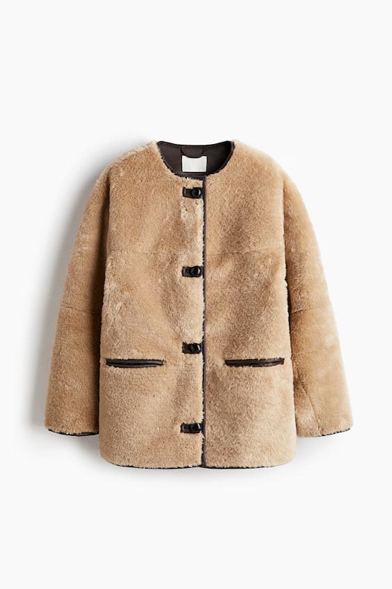 Женские куртки H&M Fluffy Jacket