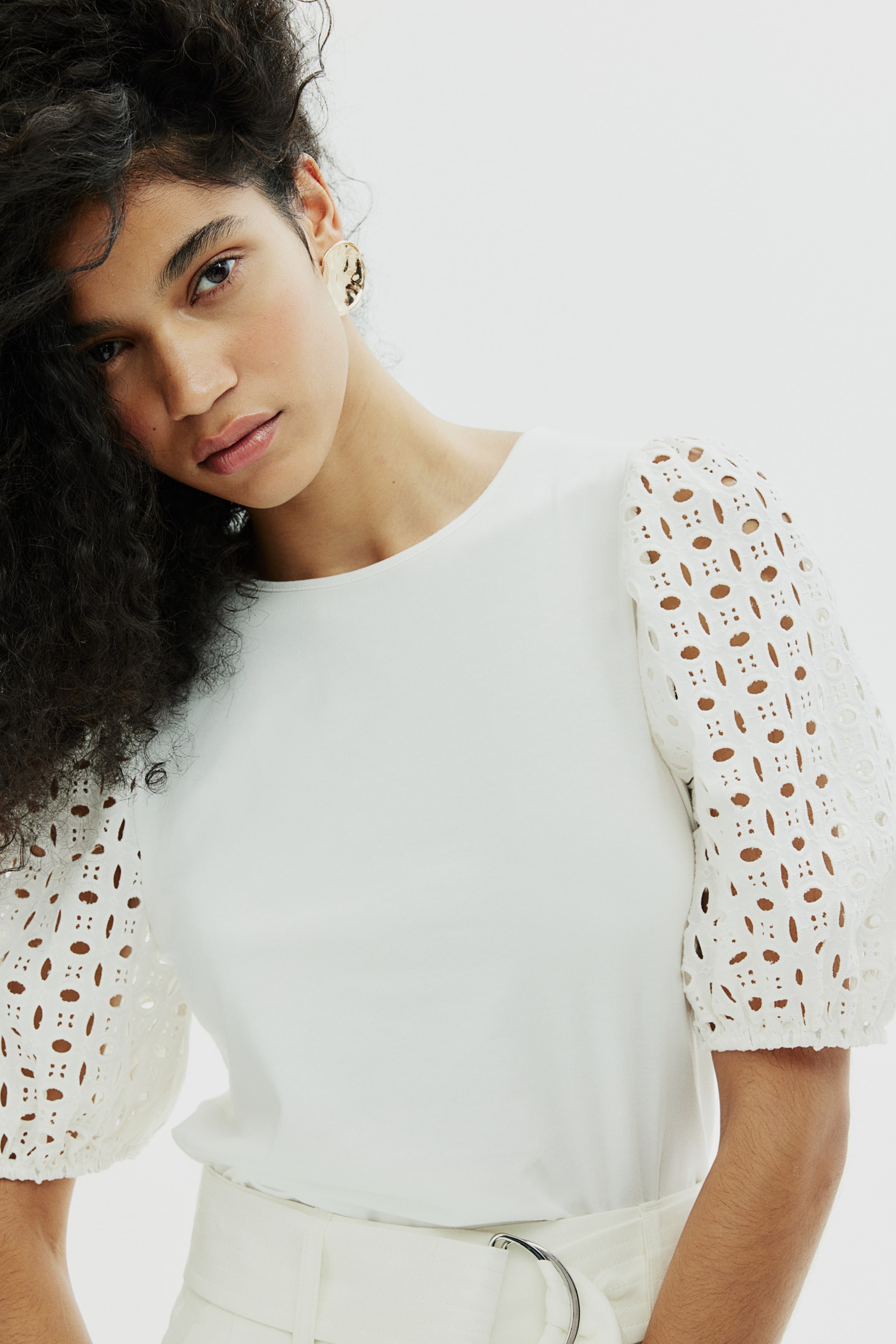 Puff-sleeved Top - Round Neck - Short sleeve - White - Ladies | H&M US