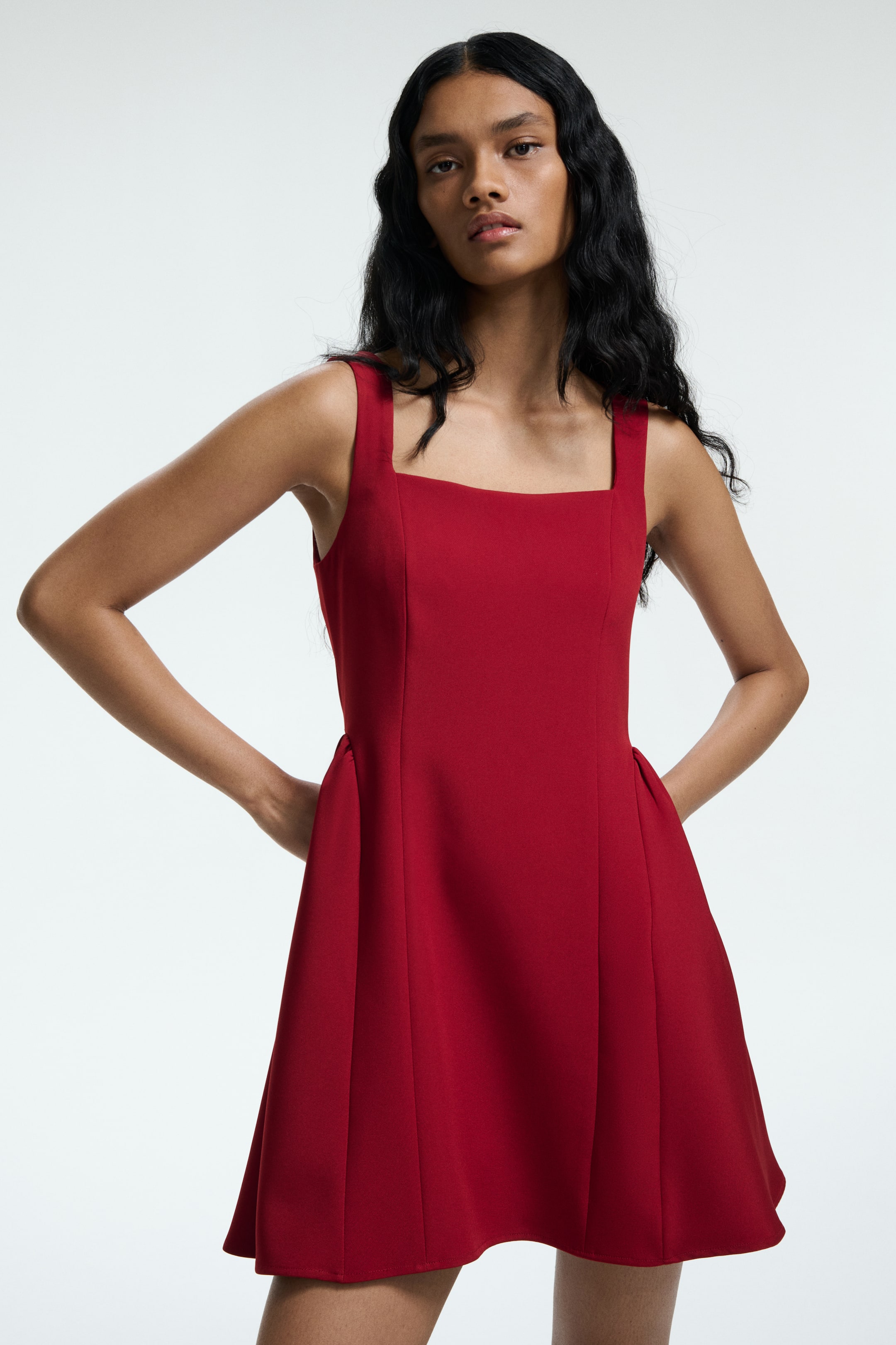 Ampliar la imagen: Vestido con vuelo - Rojo - Ladies | H&M MX 2