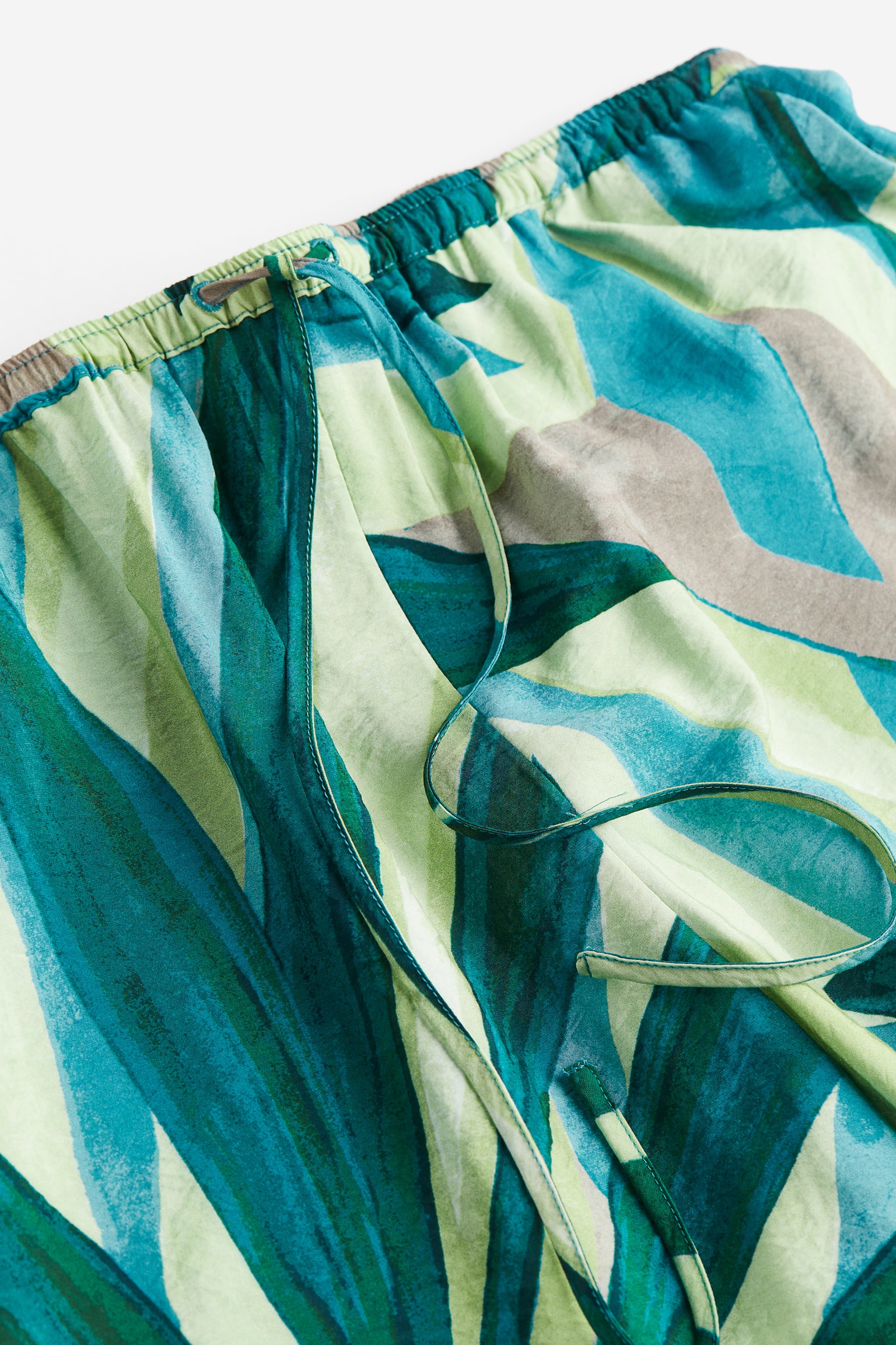 Pull-on trousers - Turquoise/Patterned/White/Paisley-patterned/Light olive green - 2