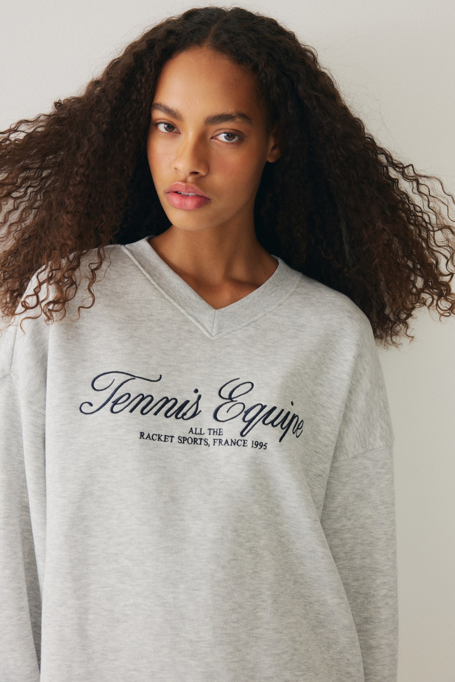 Oversized V-neck sweatshirt - Grey marl/Tennis Equipe/Dark grey/Long beach/Dusty green/A.T.H.L - 5