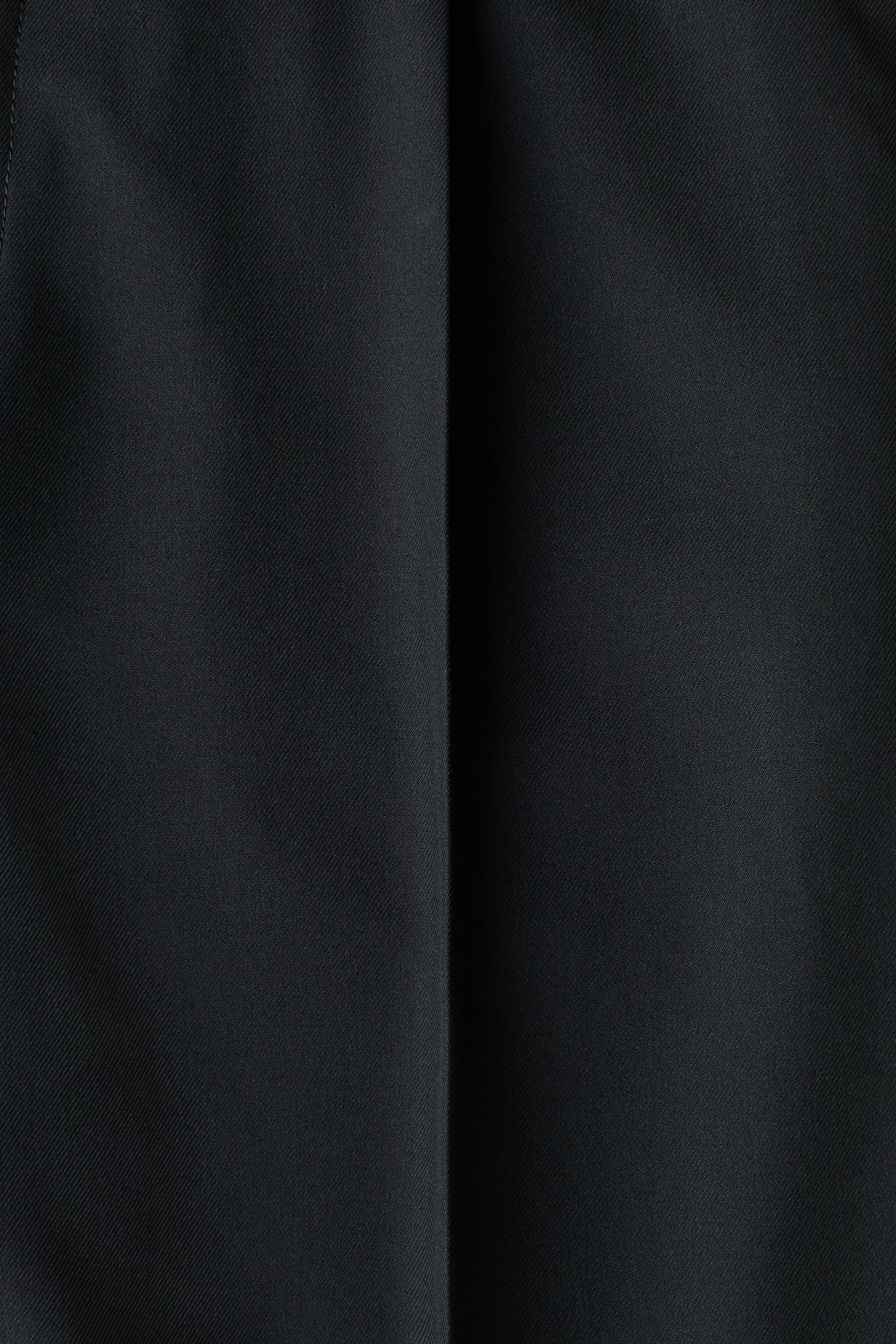 Loose-Fit Tailored Pants