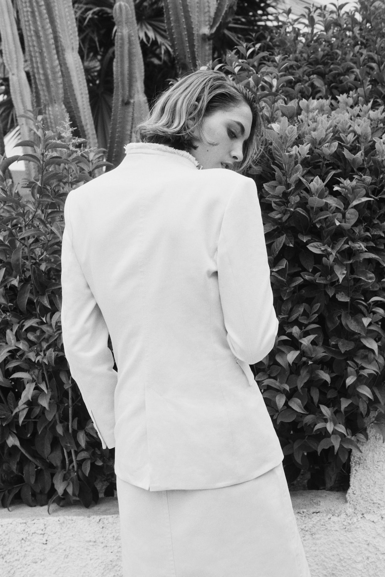 Frayed-Edge Blazer - image 3