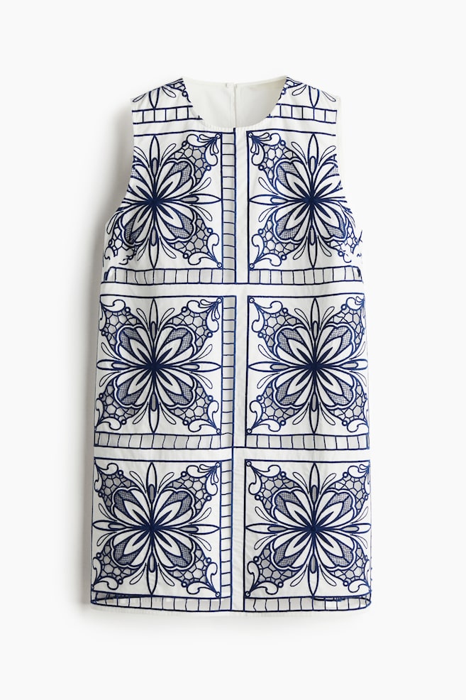 Broderie anglaise -kotelomekko - Valkoinen/Laivastonsininen/Valkoinen/Kermanvaalea - 1